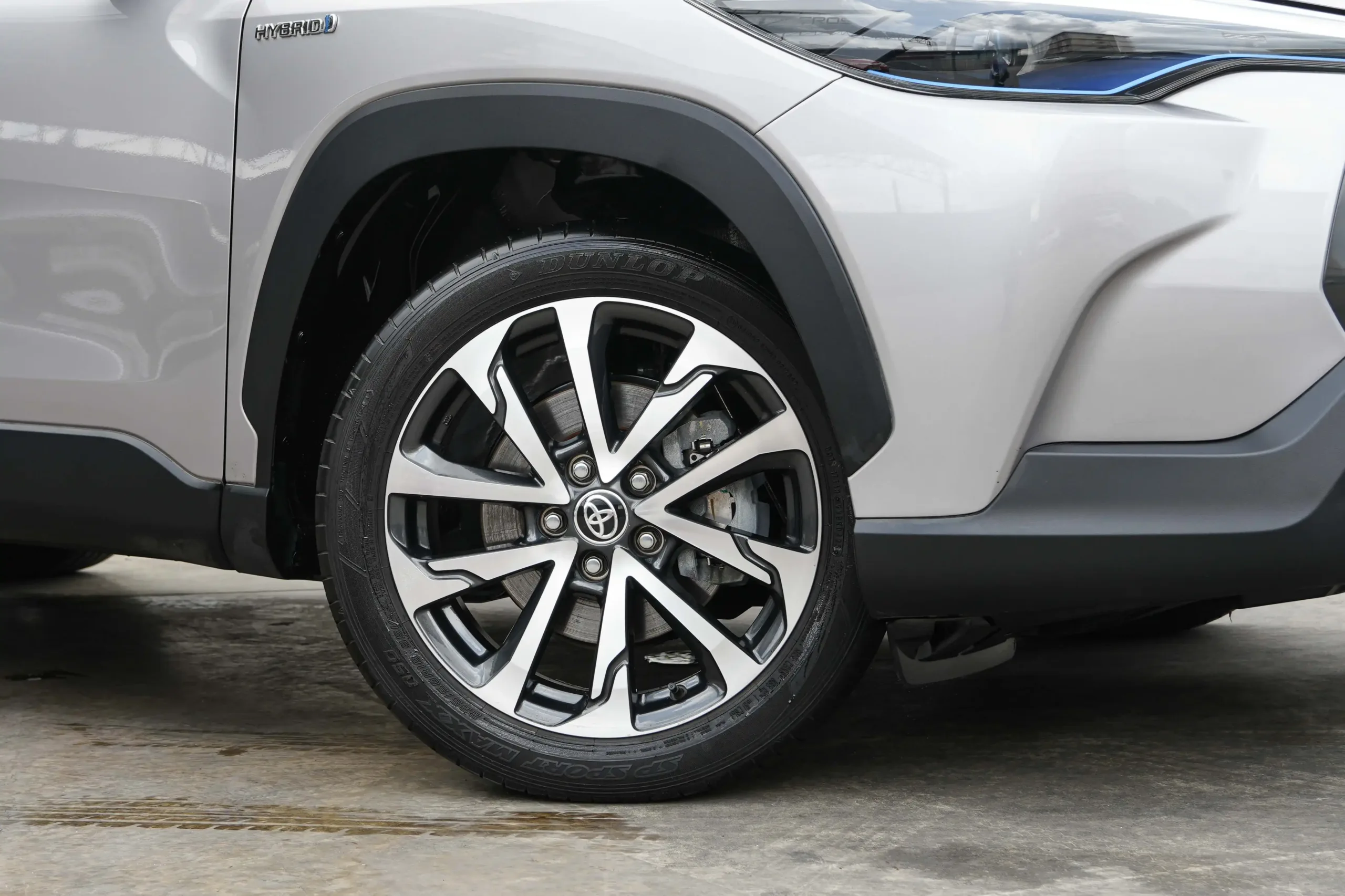 2023 Toyota Corolla Cross 1.8 (ปี 20-26) Hybrid Premium SUV #4ขพ-1391 - Image 13
