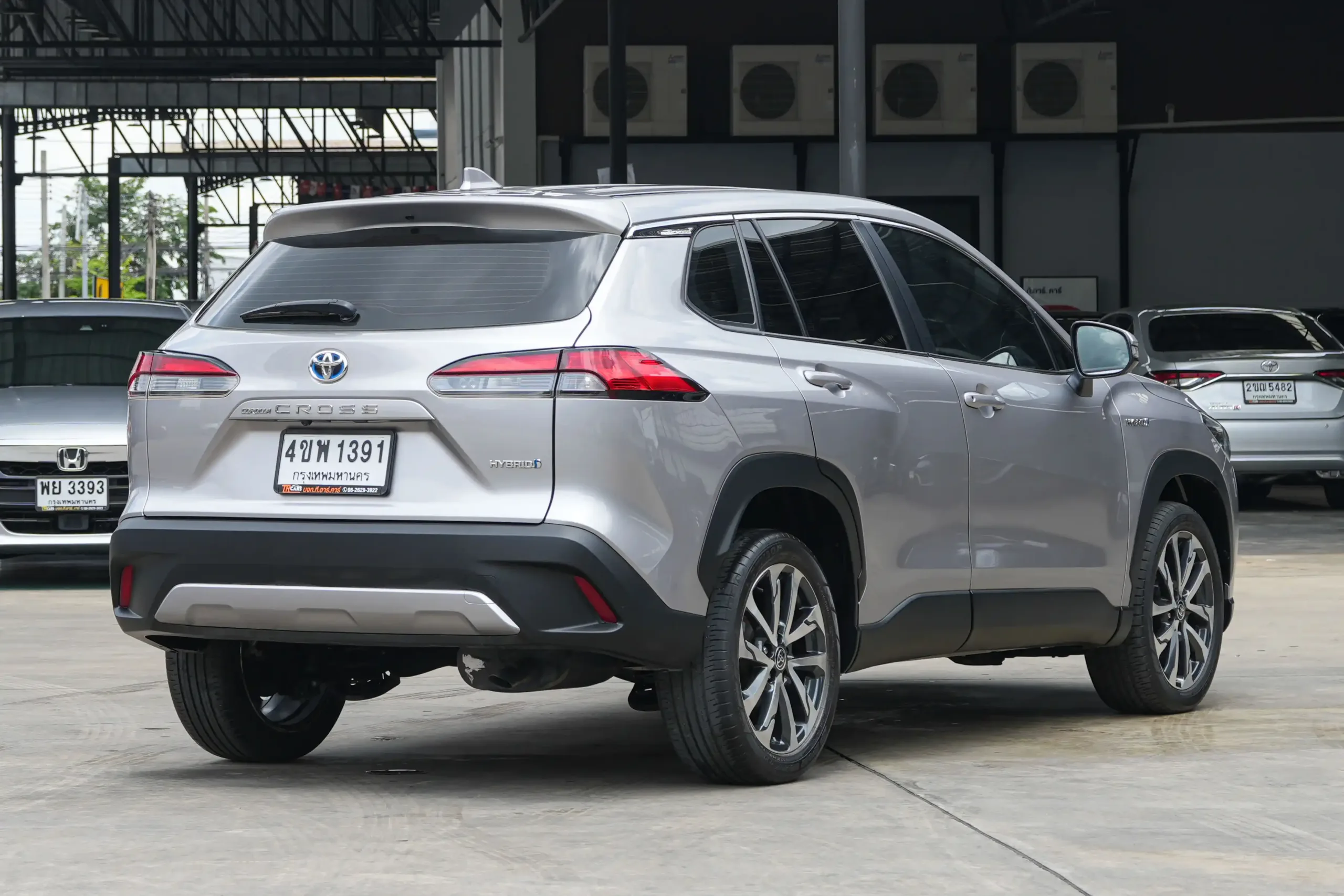 2023 Toyota Corolla Cross 1.8 (ปี 20-26) Hybrid Premium SUV #4ขพ-1391 - Image 6