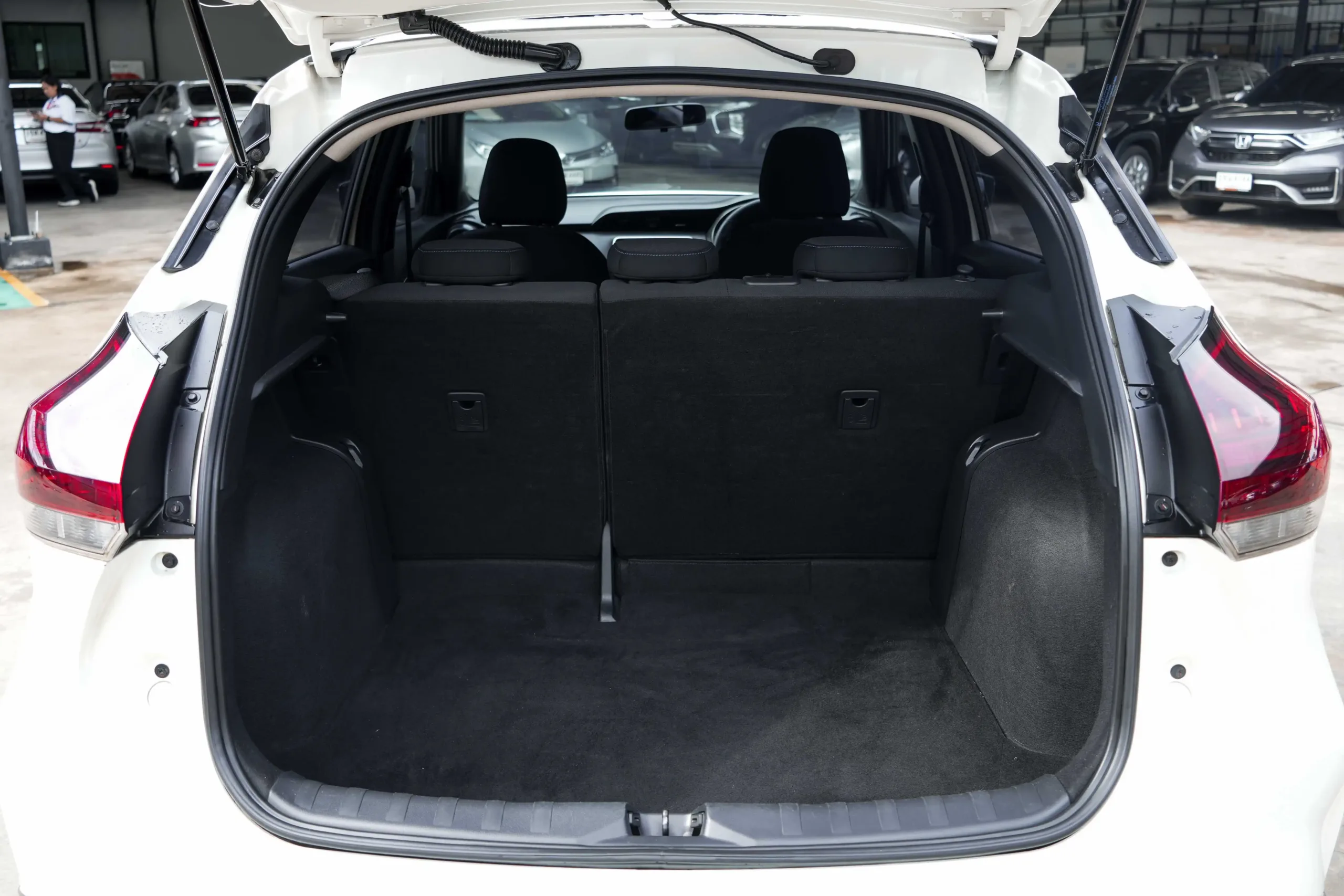 2023 Nissan Kicks 1.2 (ปี 20-26) E SUV #3ขร-3032 - Image 13
