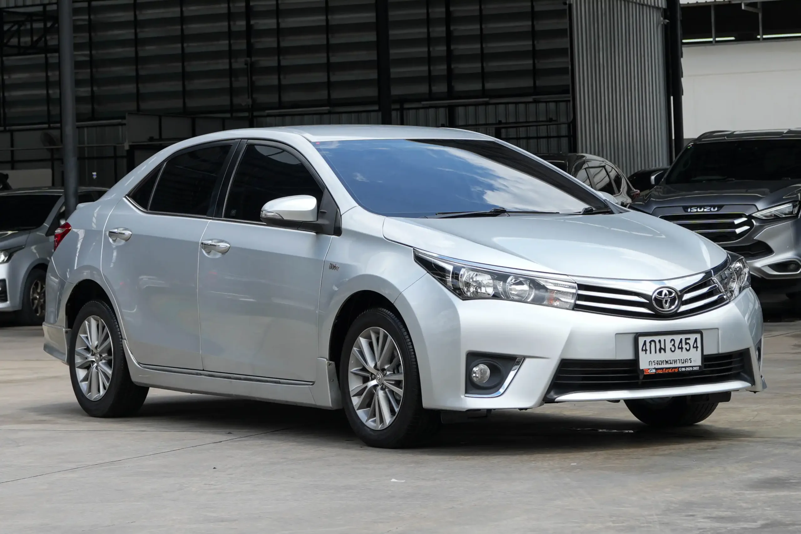 2016 Toyota Corolla Altis 1.6 (ปี 14-18) G Sedan #4กม-3454 - Image 2