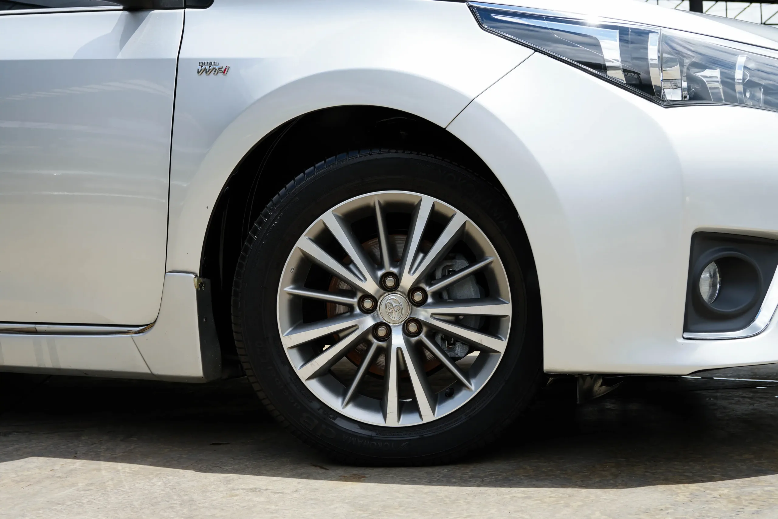 2016 Toyota Corolla Altis 1.6 (ปี 14-18) G Sedan #4กม-3454 - Image 9