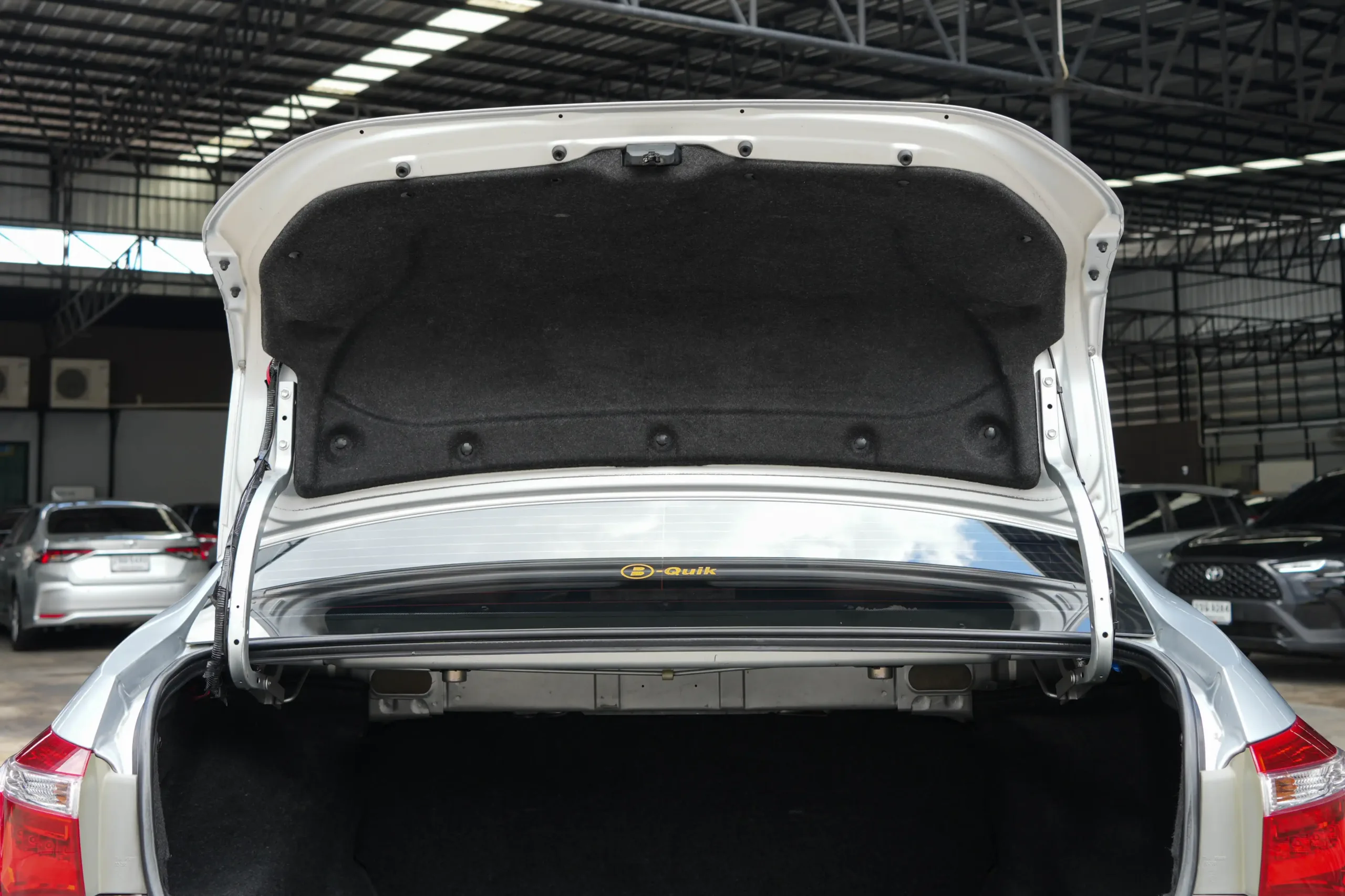 2016 Toyota Corolla Altis 1.6 (ปี 14-18) G Sedan #4กม-3454 - Image 27