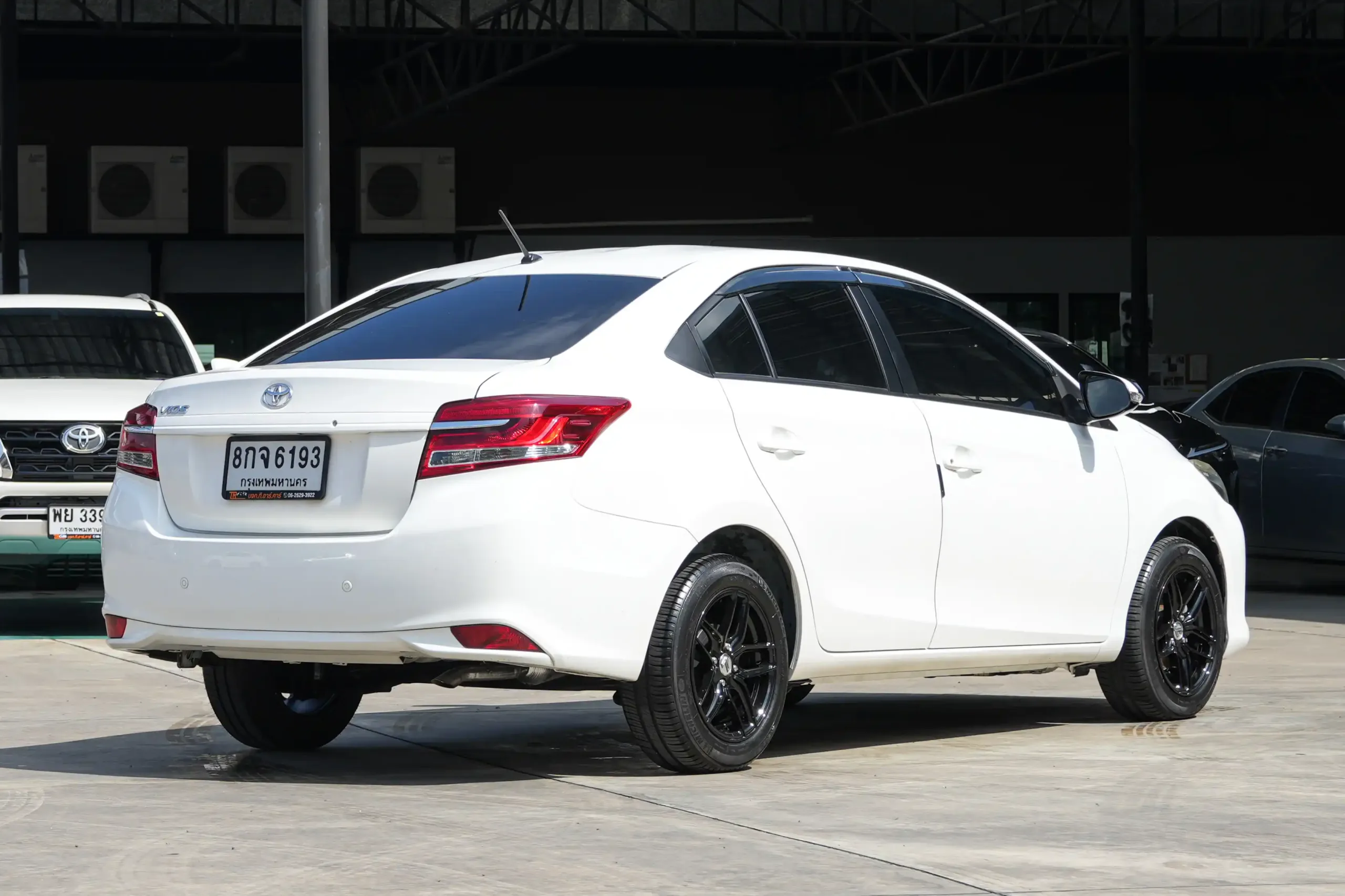 2018 Toyota VIOS 1.5 (ปี 17-22) E Sedan #8กจ-6193 - Image 6