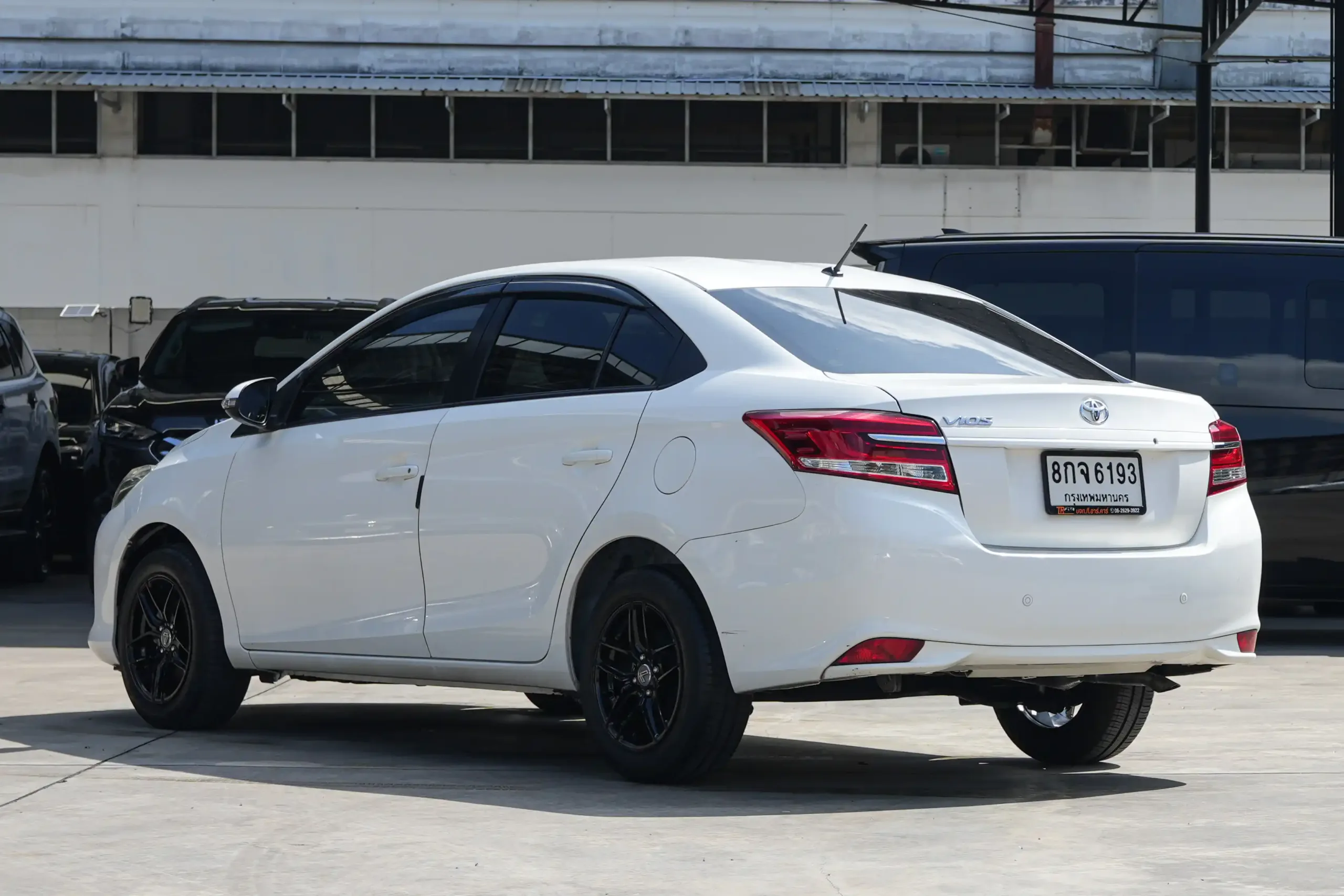 2018 Toyota VIOS 1.5 (ปี 17-22) E Sedan #8กจ-6193 - Image 7