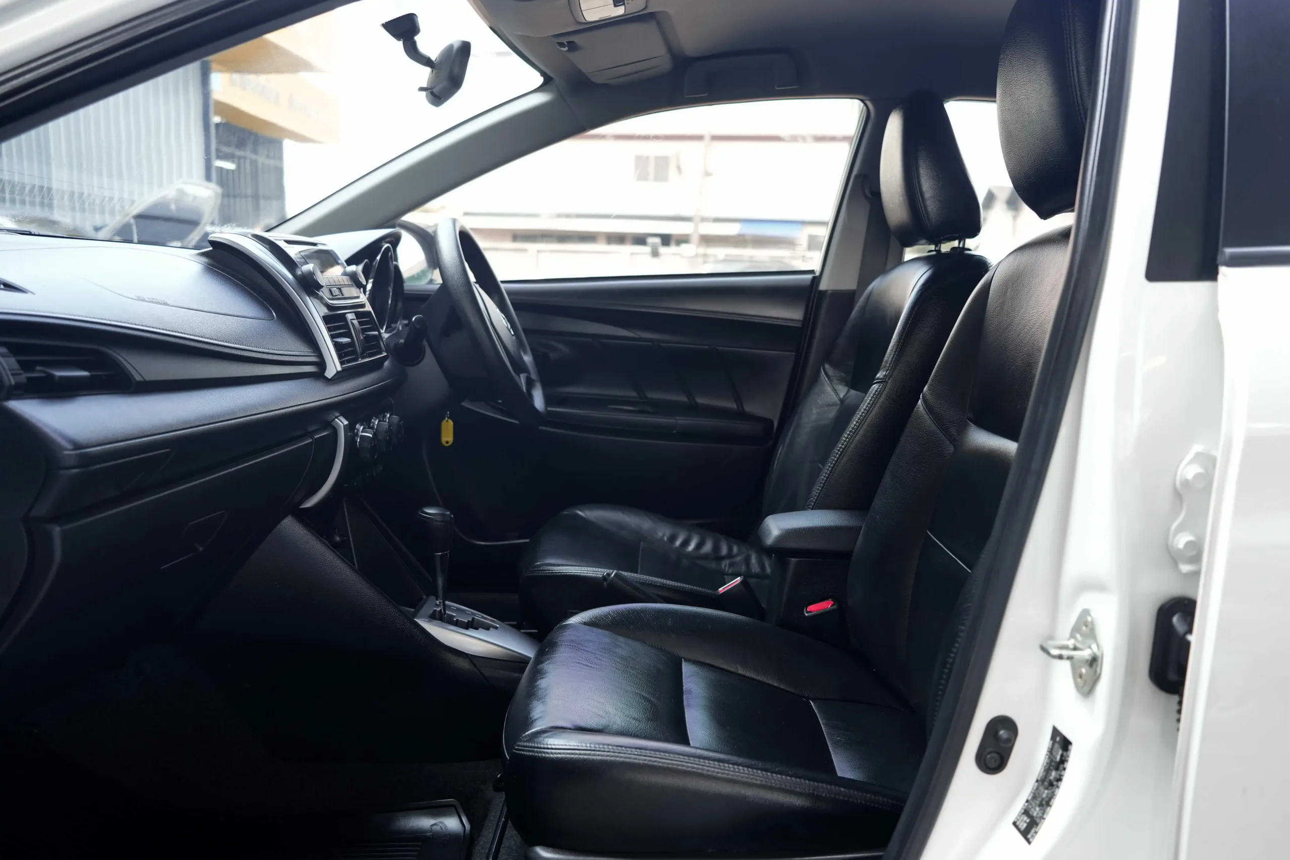 2018 Toyota VIOS 1.5 (ปี 17-22) E Sedan #8กจ-6193 - Image 14