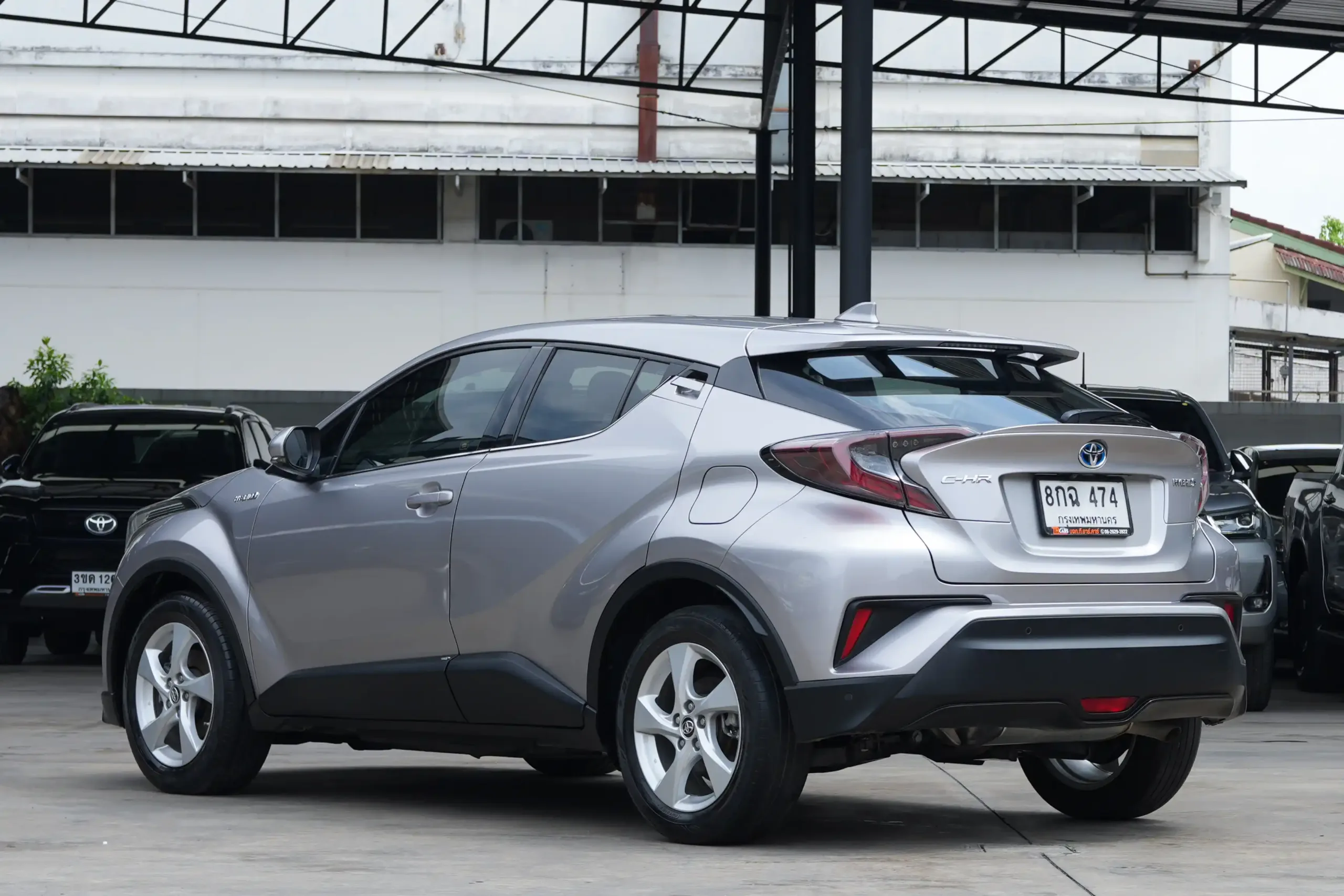 2019 Toyota C-HR 1.8 (ปี 17-23) HV Mid SUV #8กฉ-474 - Image 6