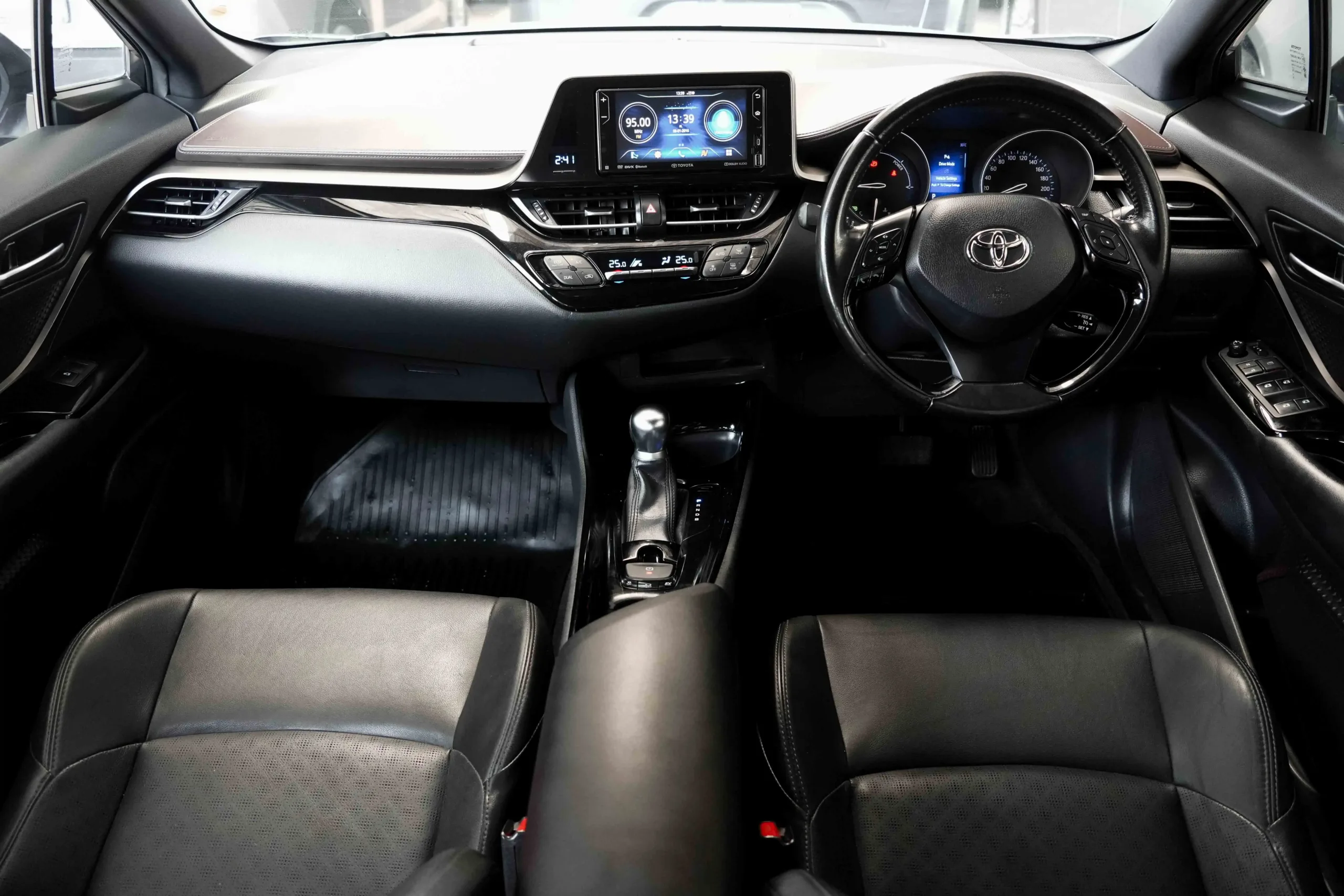 2019 Toyota C-HR 1.8 (ปี 17-23) HV Mid SUV #8กฉ-474 - Image 10