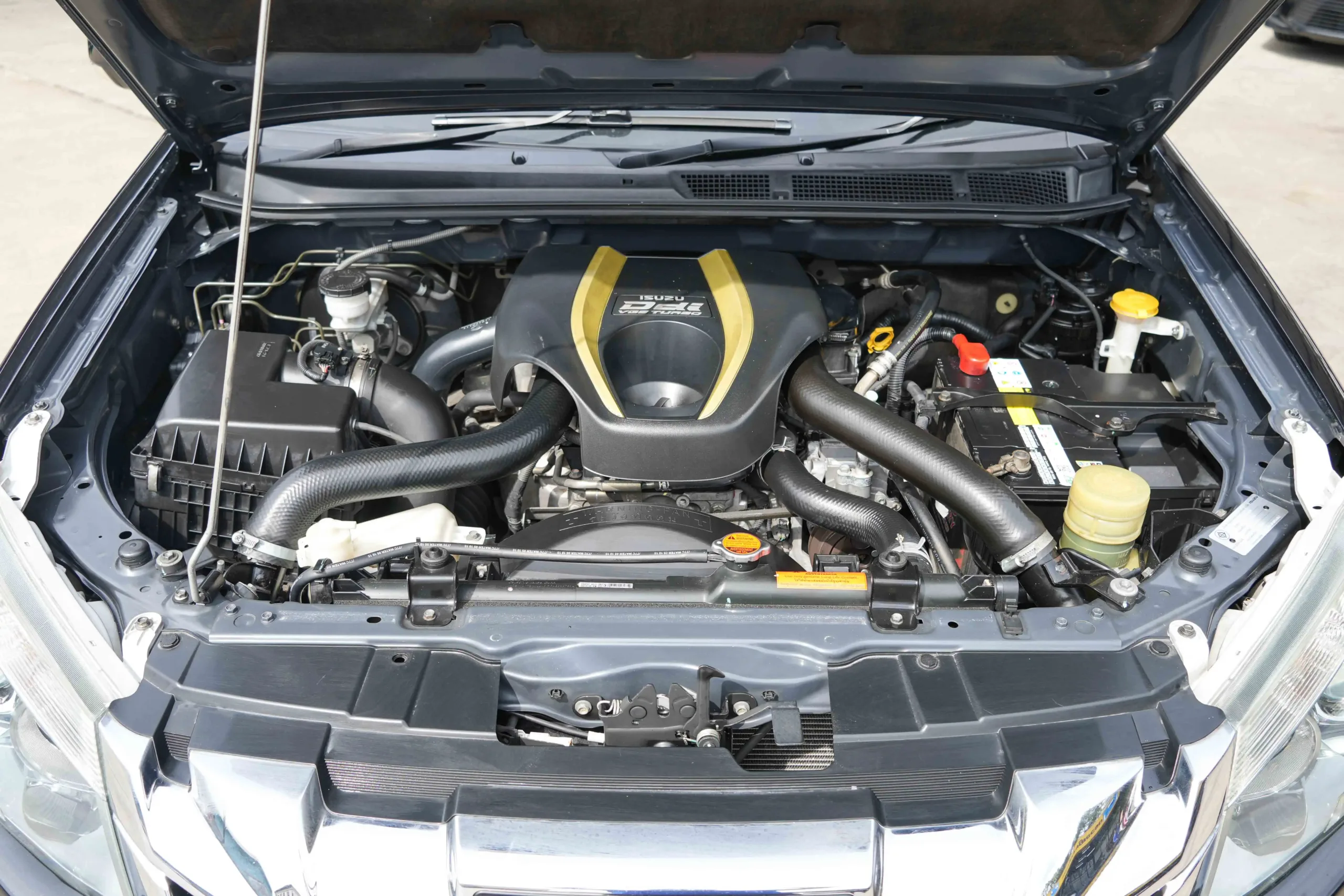 2015 Isuzu D-MAX 2.5 Space Cab (ปี 11-17) Hi-Lander Z Pickup #1ฒผ-5322 - Image 19