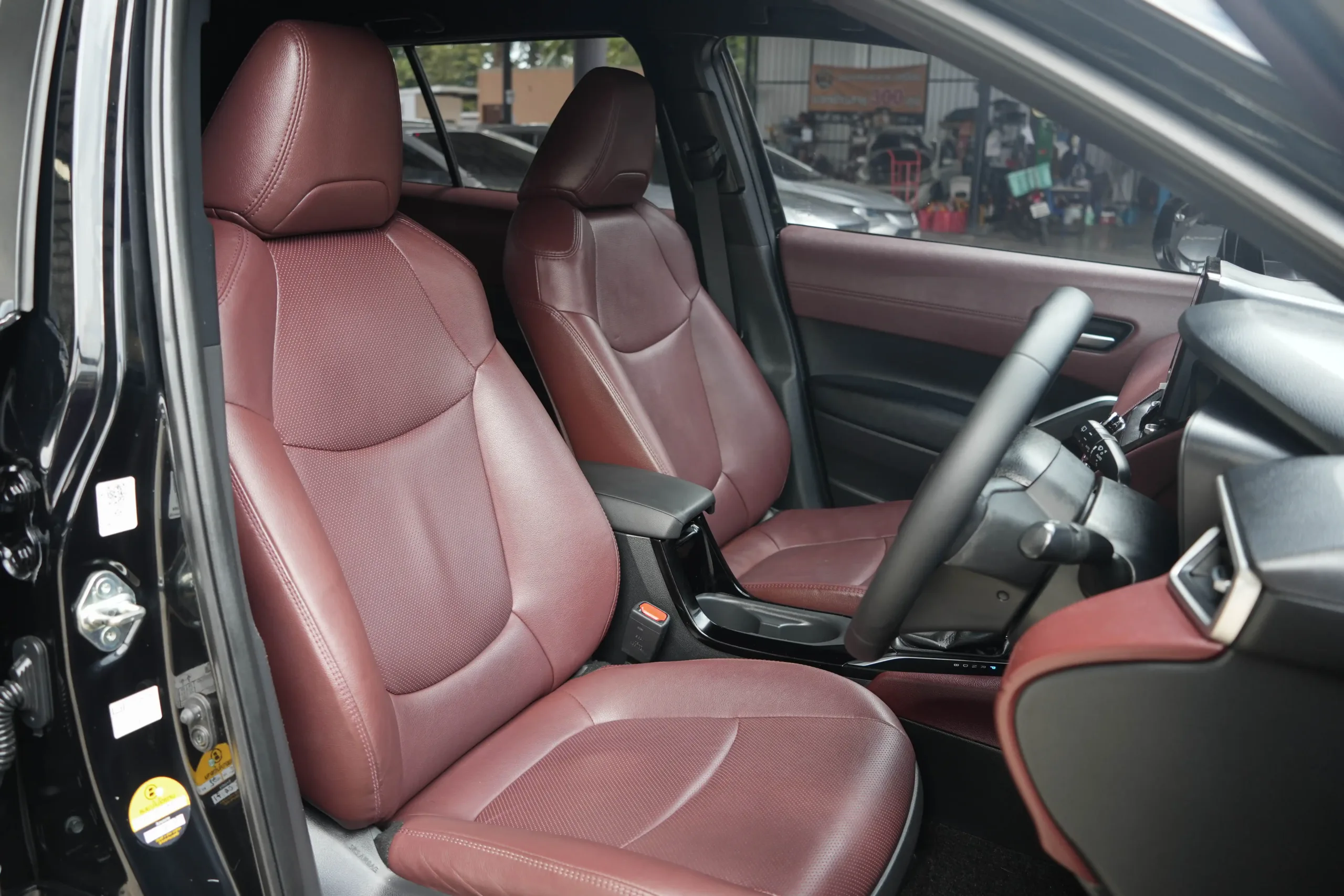 2022 Toyota Corolla Cross 1.8 (ปี 20-26) Hybrid Premium SUV # 3ขญ-5426 - Image 16
