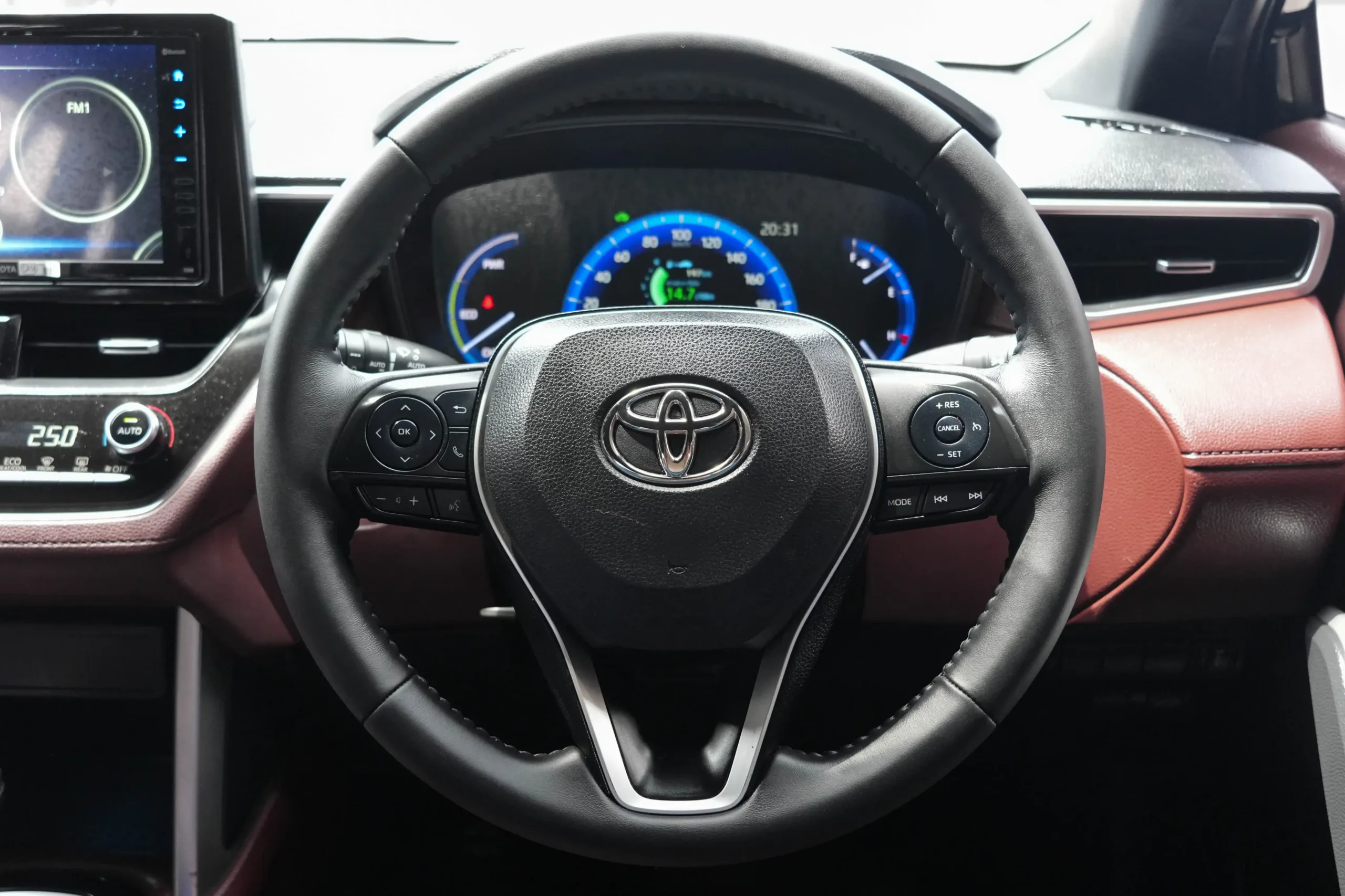 2022 Toyota Corolla Cross 1.8 (ปี 20-26) Hybrid Premium SUV # 3ขญ-5426 - Image 23