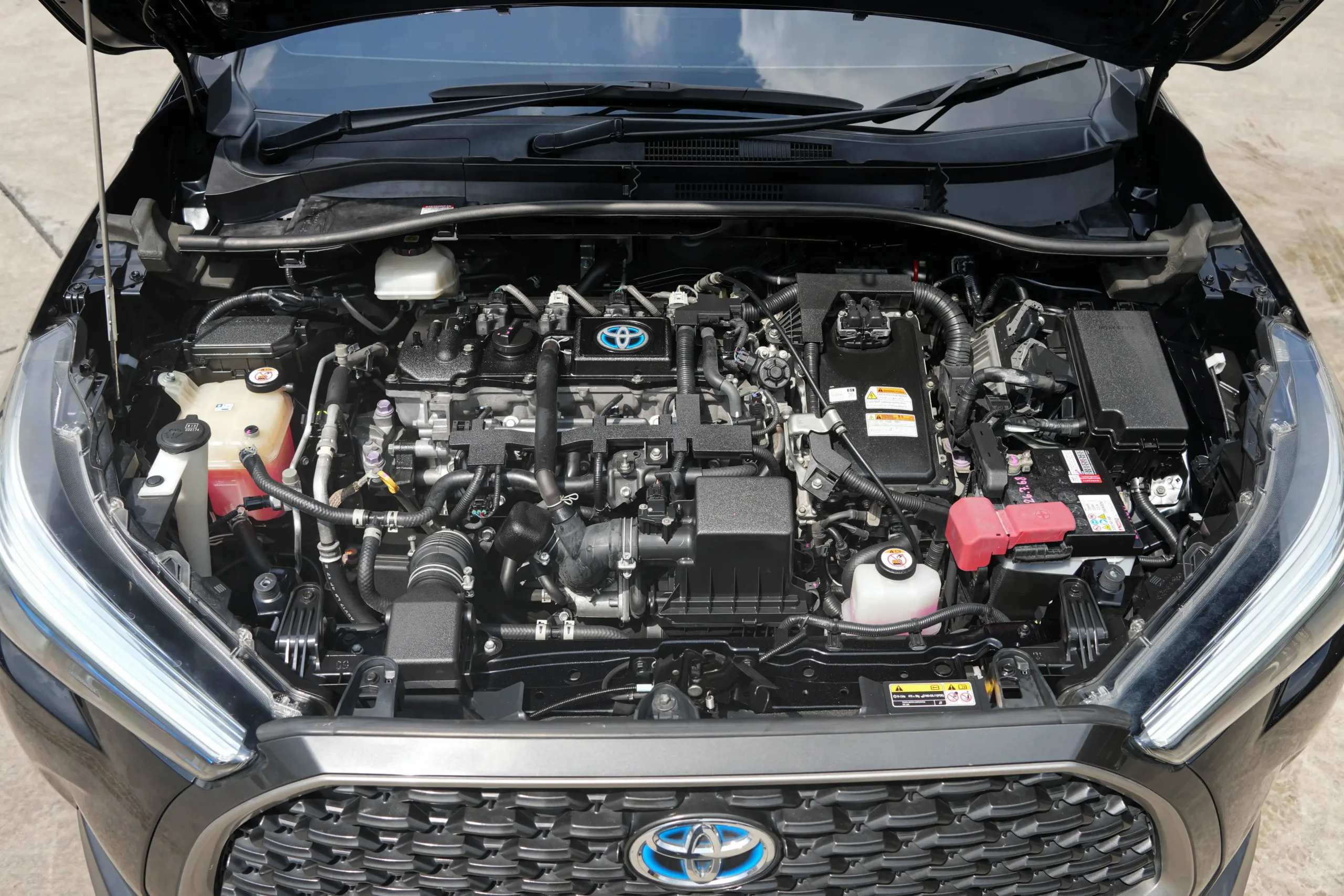 2022 Toyota Corolla Cross 1.8 (ปี 20-26) Hybrid Premium SUV # 3ขญ-5426 - Image 29