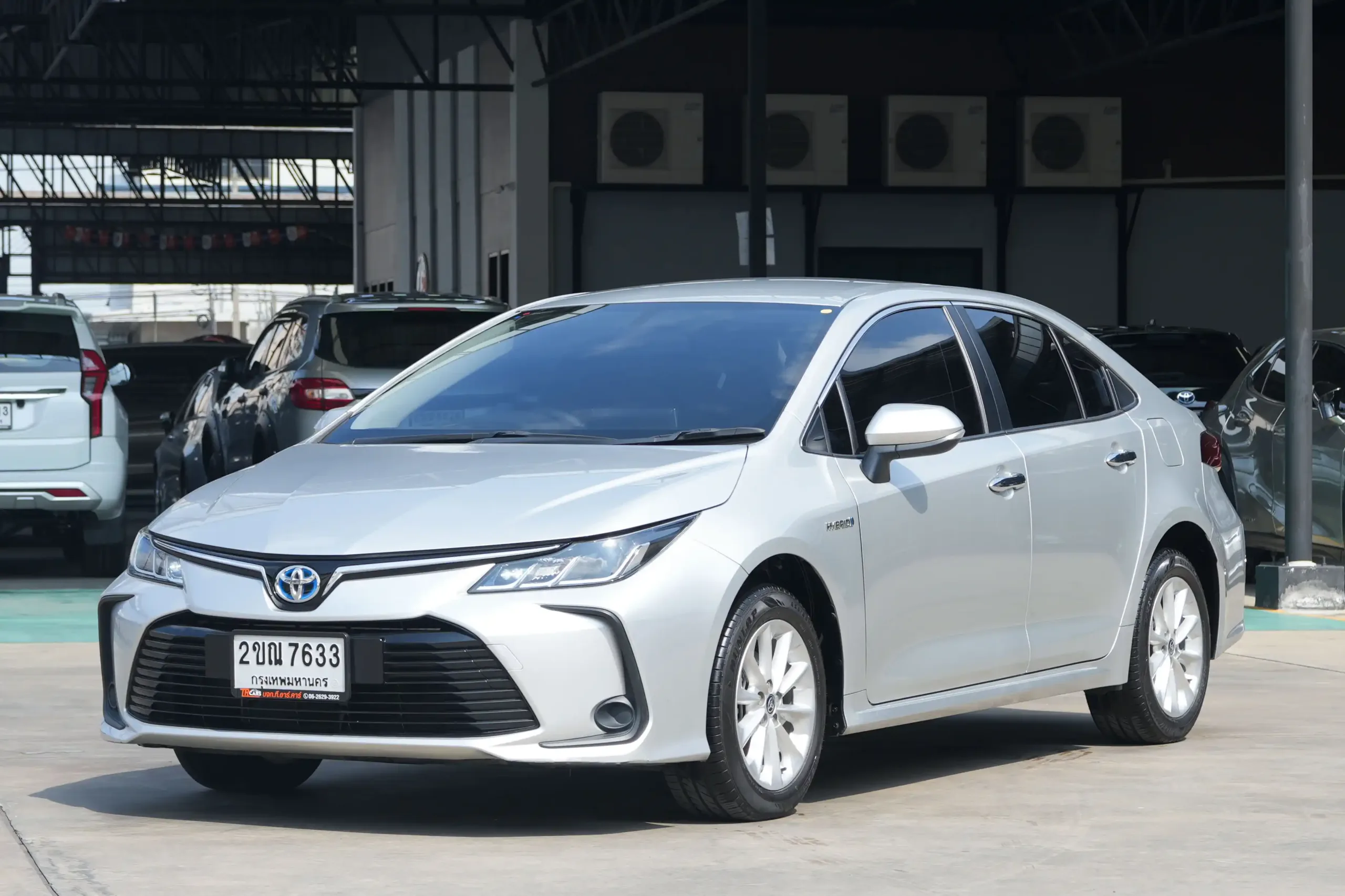 2021 Toyota Corolla Altis 1.8 (ปี 19-25) Hybrid Smart Sedan #2ขณ-7633 - Image 2