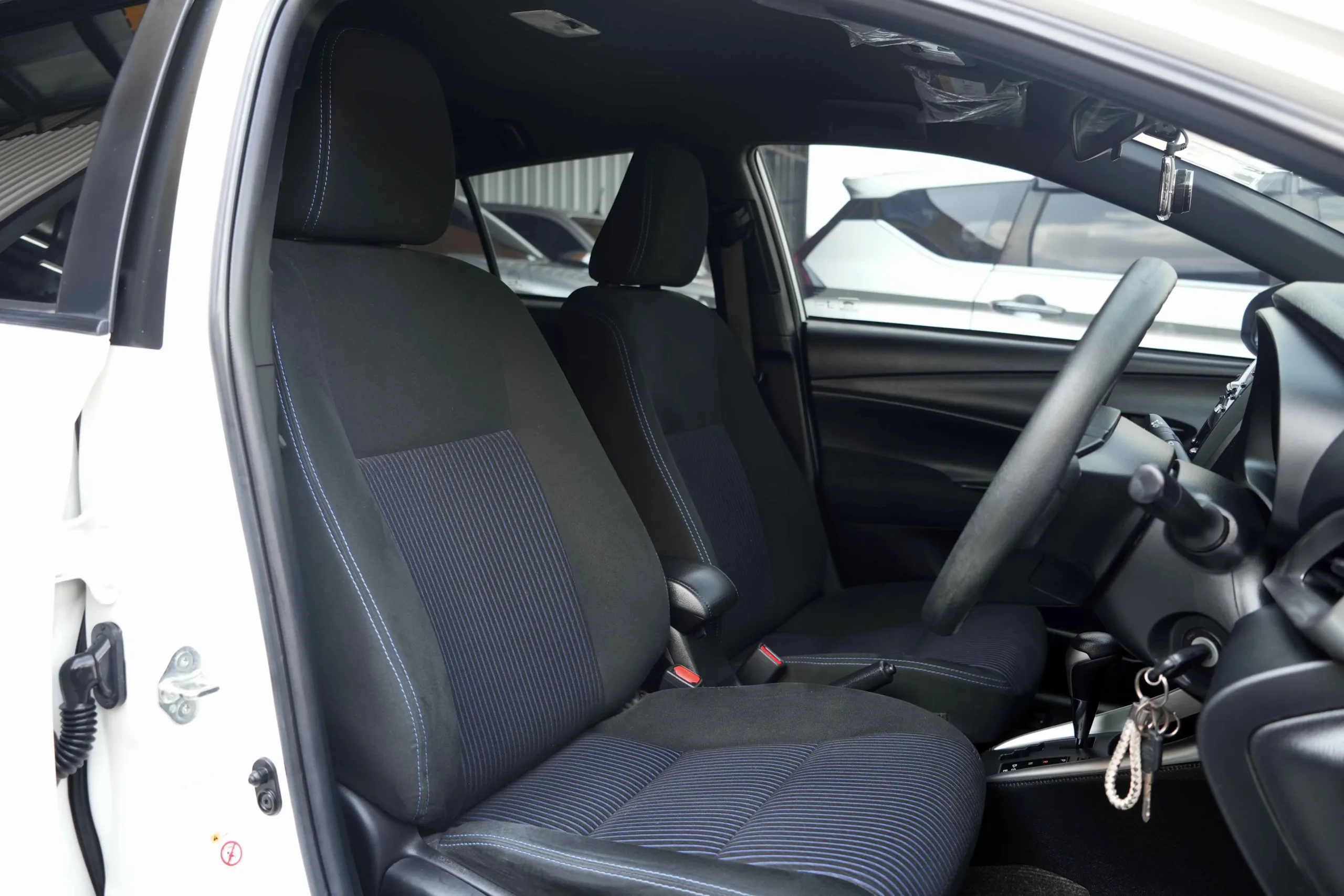 2018 Toyota YARIS 1.2 (ปี 13-17) E Hatchback #7กบ-9975 - Image 17