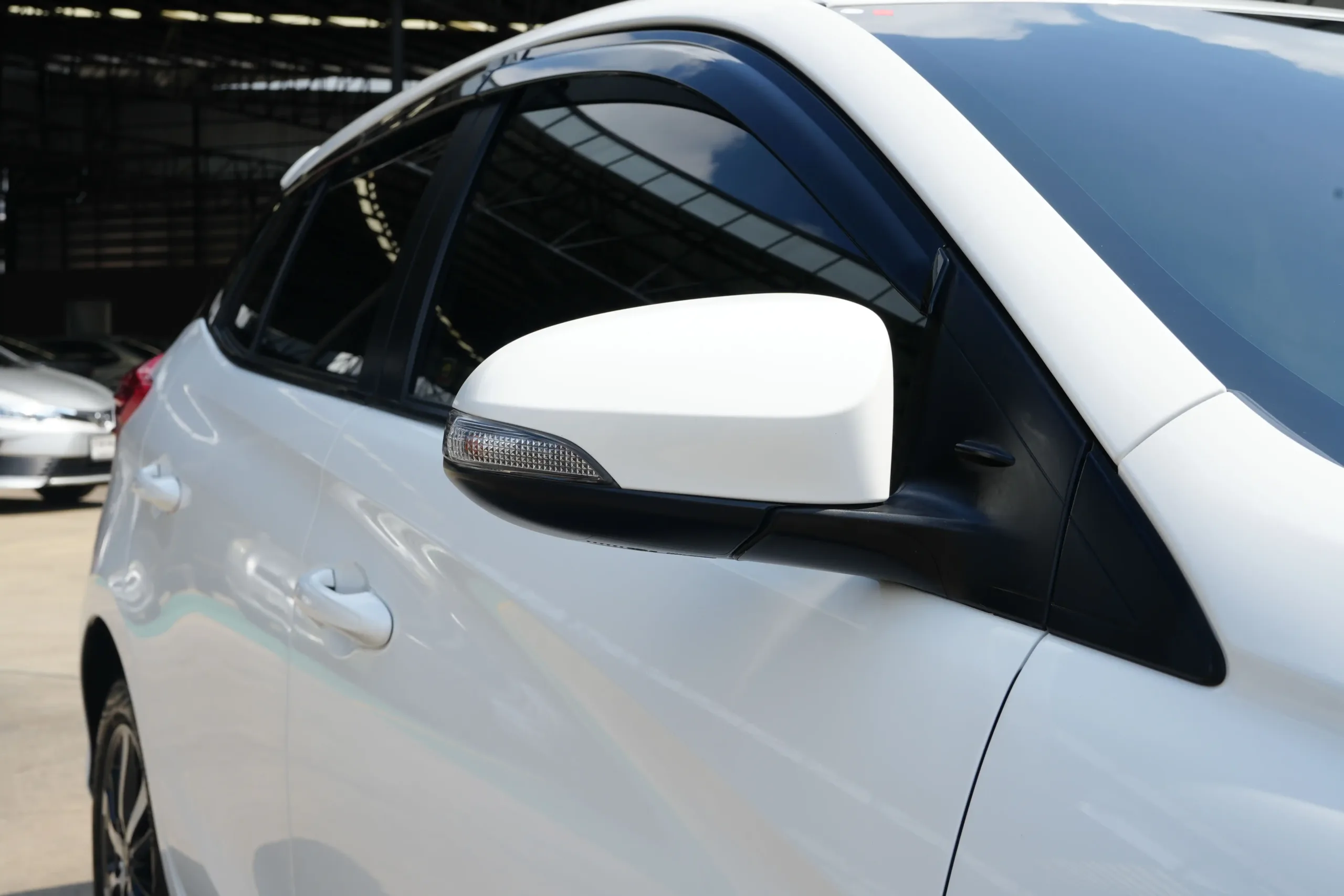 2018 Toyota YARIS 1.2 (ปี 13-17) E Hatchback #7กบ-9975 - Image 9