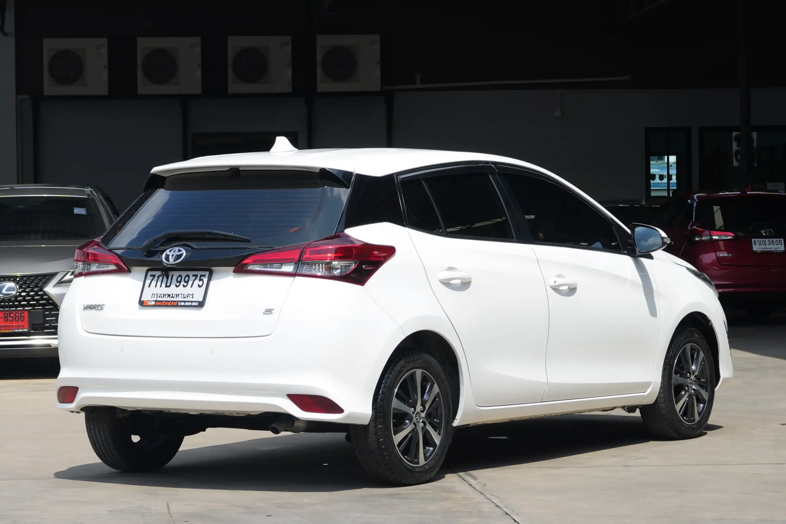 2018 Toyota YARIS 1.2 (ปี 13-17) E Hatchback #7กบ-9975 - Image 7