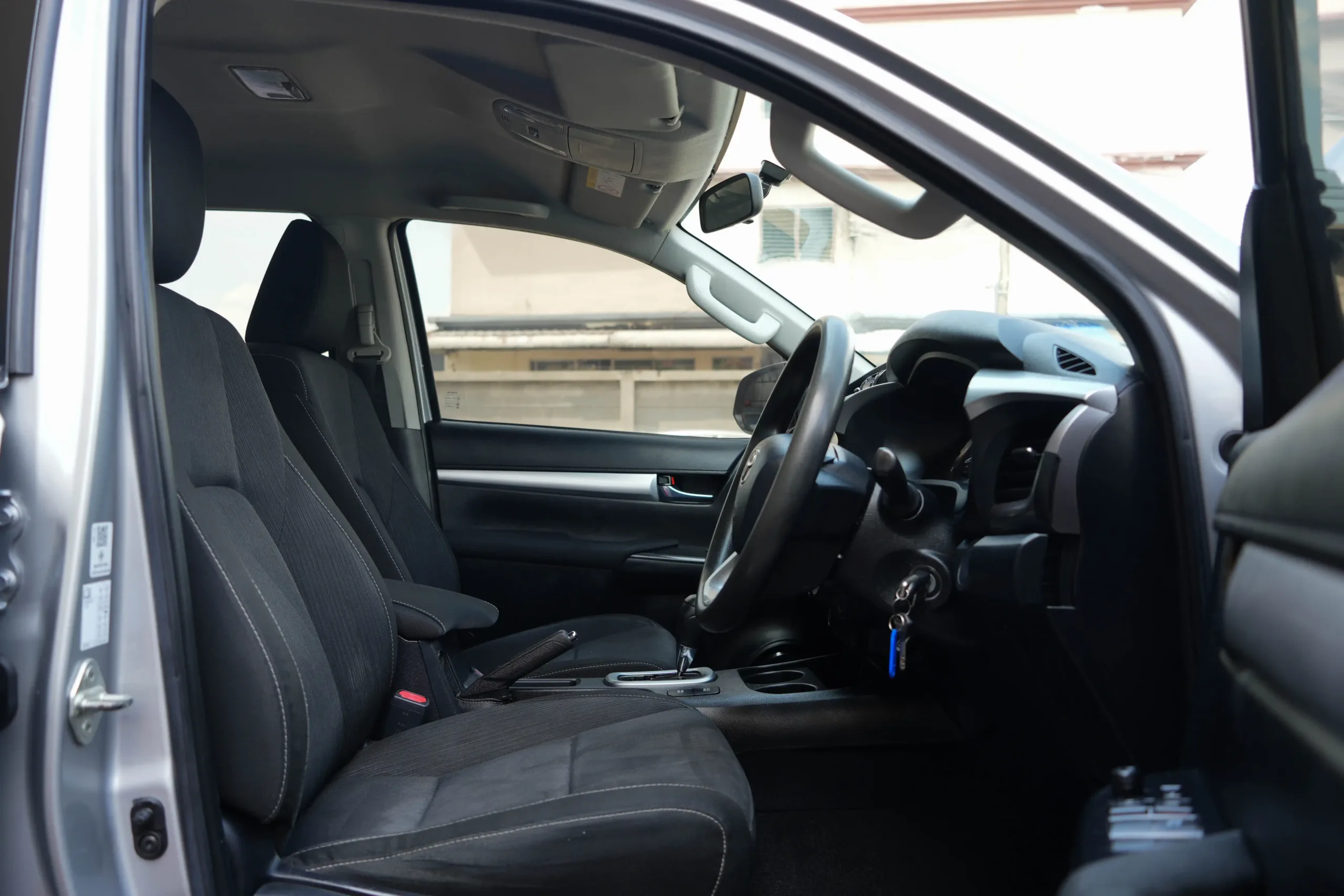 2021 Toyota HILUX REVO 2.4 Double Cab Prerunner Entry Pickup #2ขฉ-2755 - Image 17