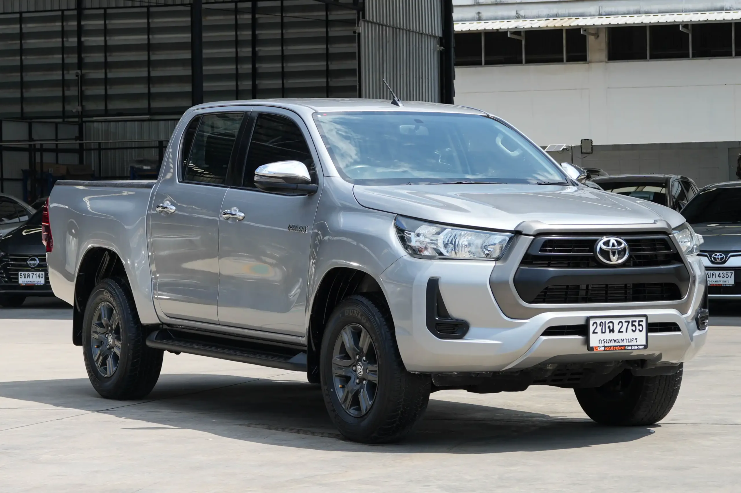 2021 Toyota HILUX REVO 2.4 Double Cab Prerunner Entry Pickup #2ขฉ-2755 - Image 3