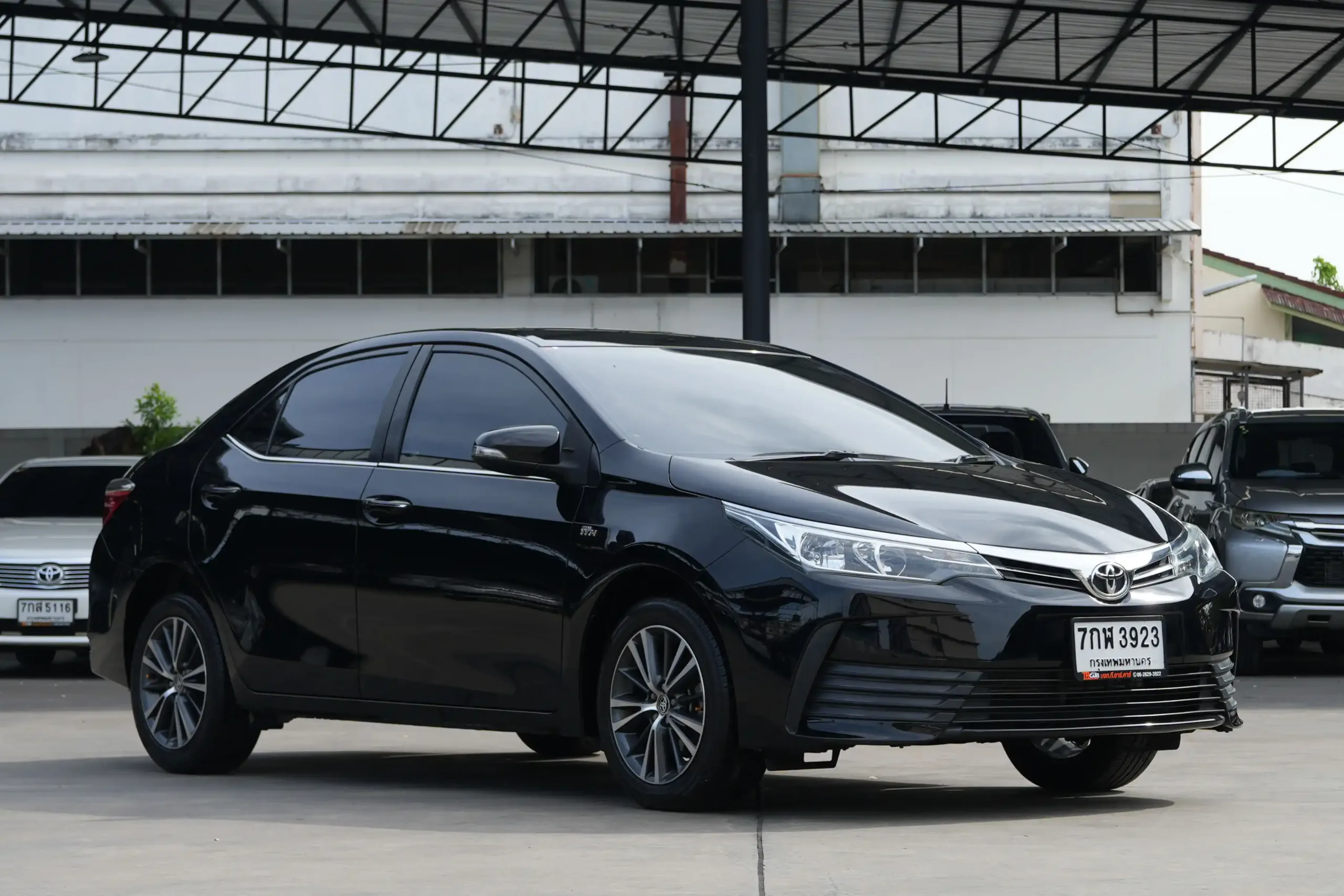 2018 Toyota Corolla Altis 1.6 (ปี 14-18) G Sedan #7กฬ-3923 - Image 3