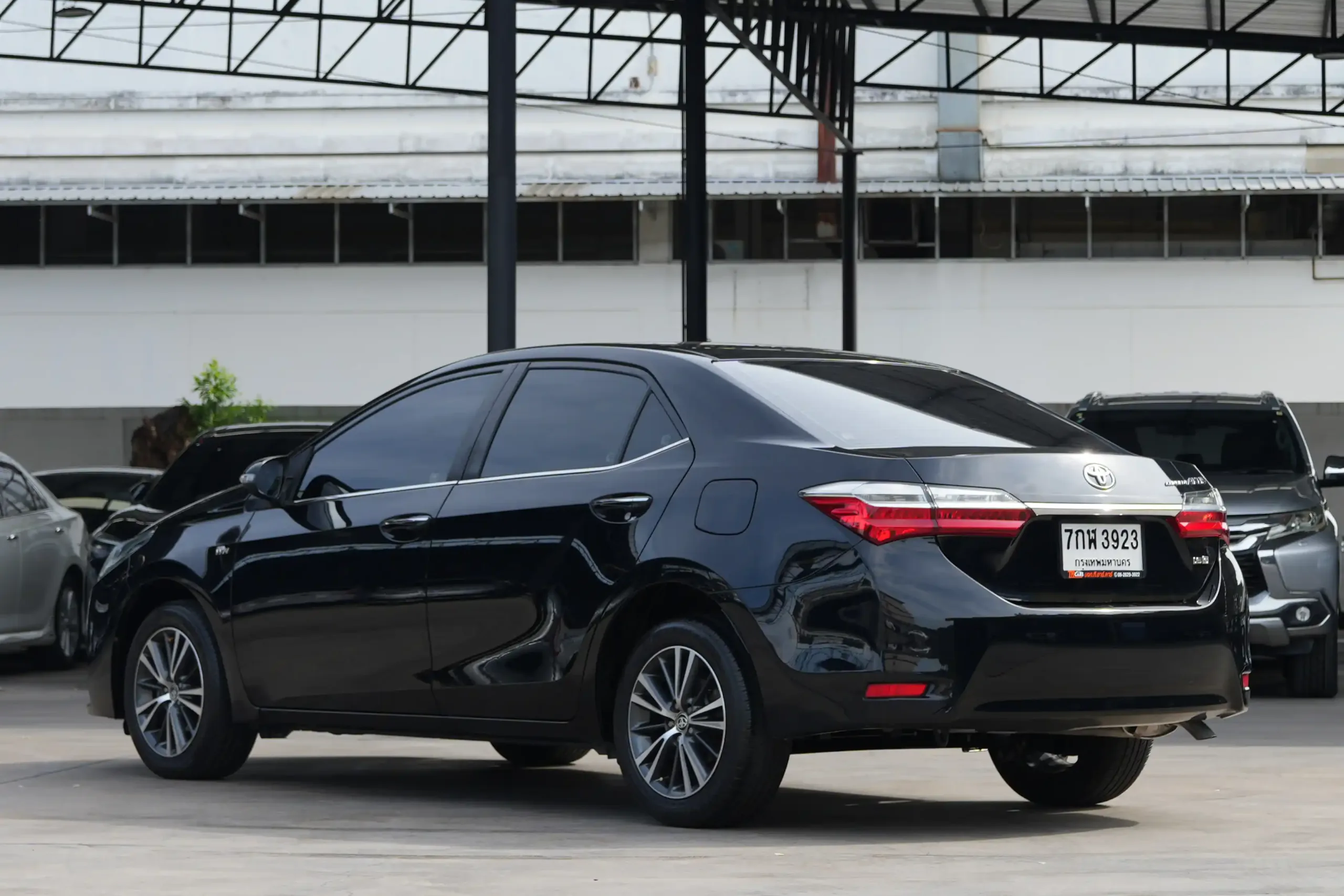 2018 Toyota Corolla Altis 1.6 (ปี 14-18) G Sedan #7กฬ-3923 - Image 6