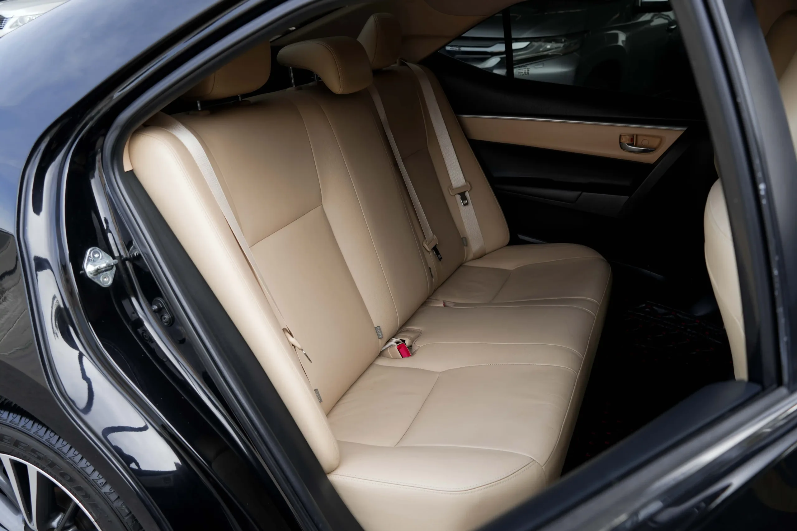 2018 Toyota Corolla Altis 1.6 (ปี 14-18) G Sedan #7กฬ-3923 - Image 21