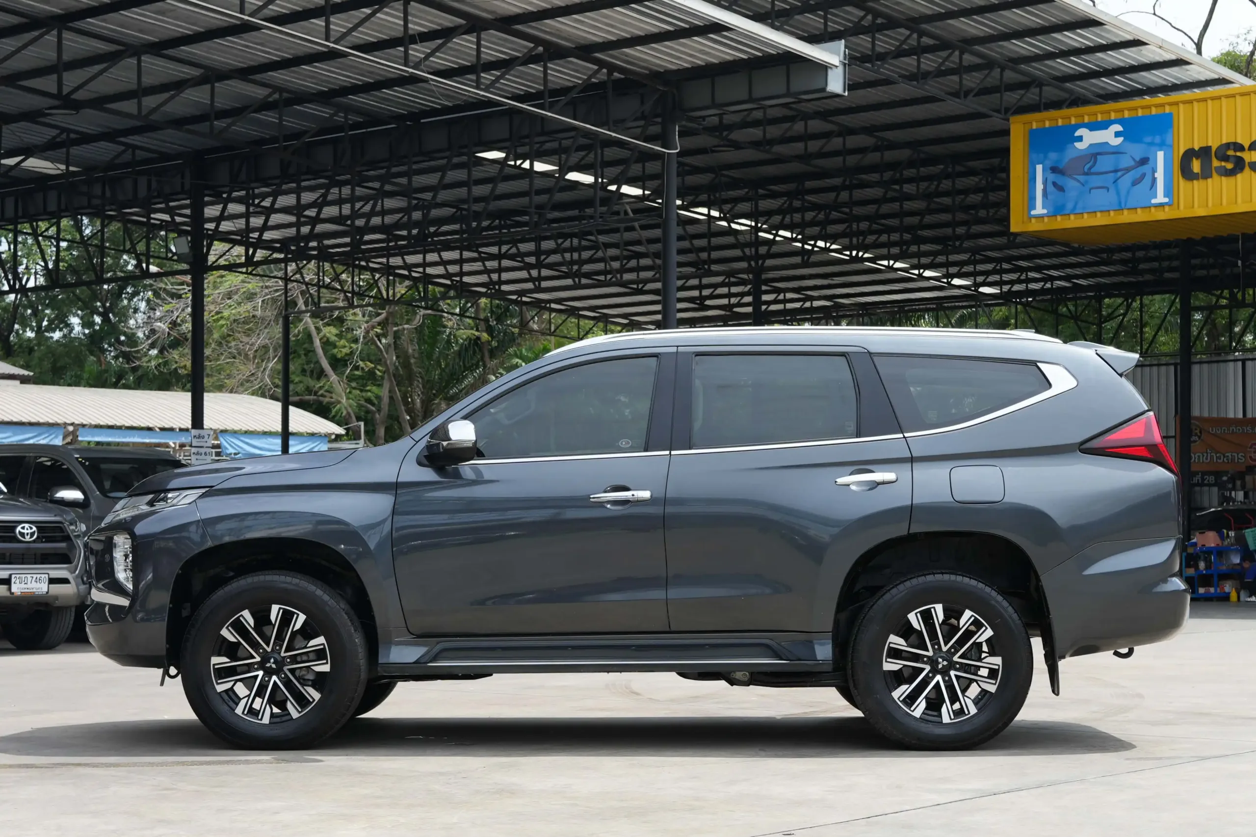 2020 Mitsubishi PAJERO SPORT 2.4 (ปี 19-25) GT Premium SUV #1ขณ-1163 - Image 8