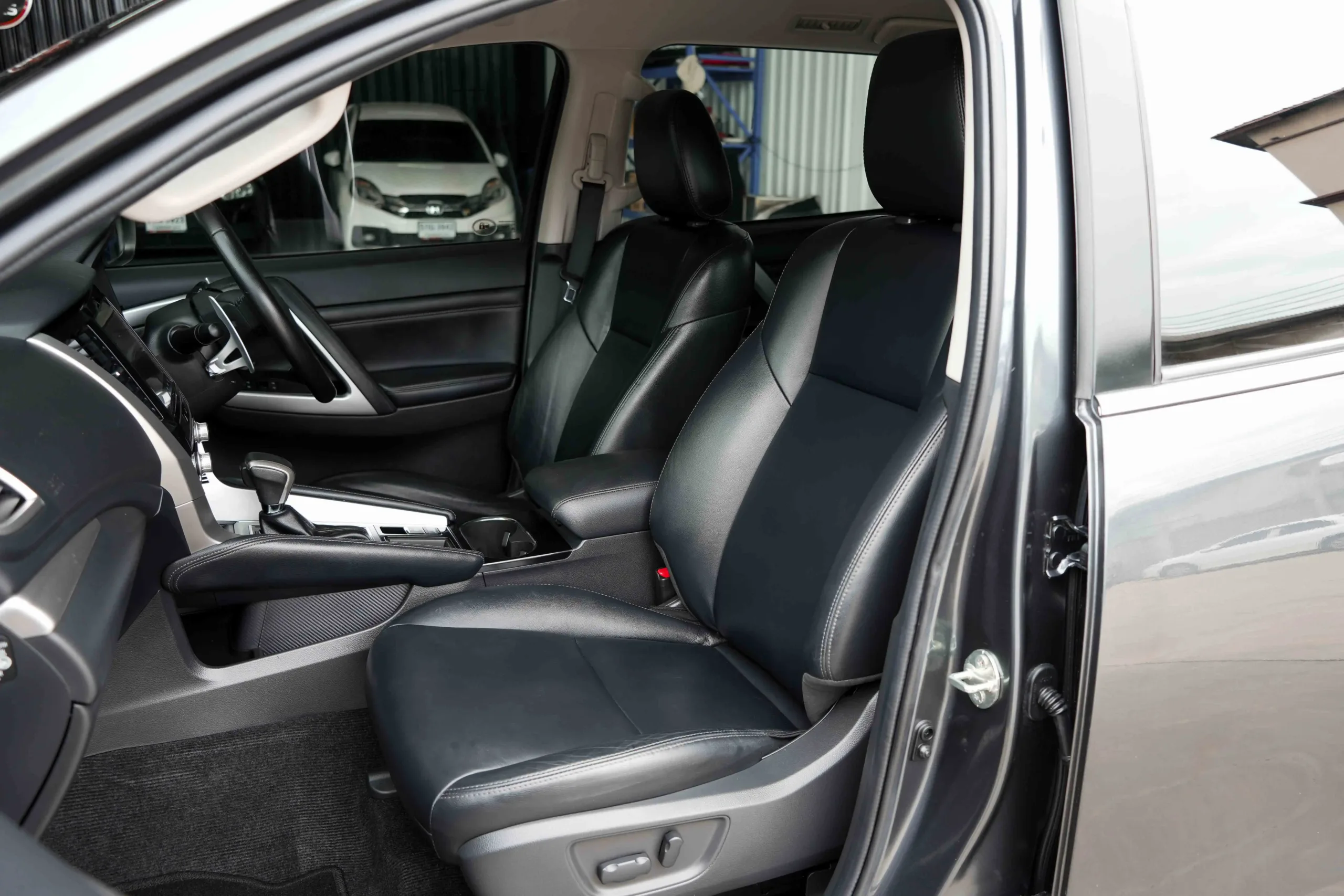 2020 Mitsubishi PAJERO SPORT 2.4 (ปี 19-25) GT Premium SUV #1ขณ-1163 - Image 18