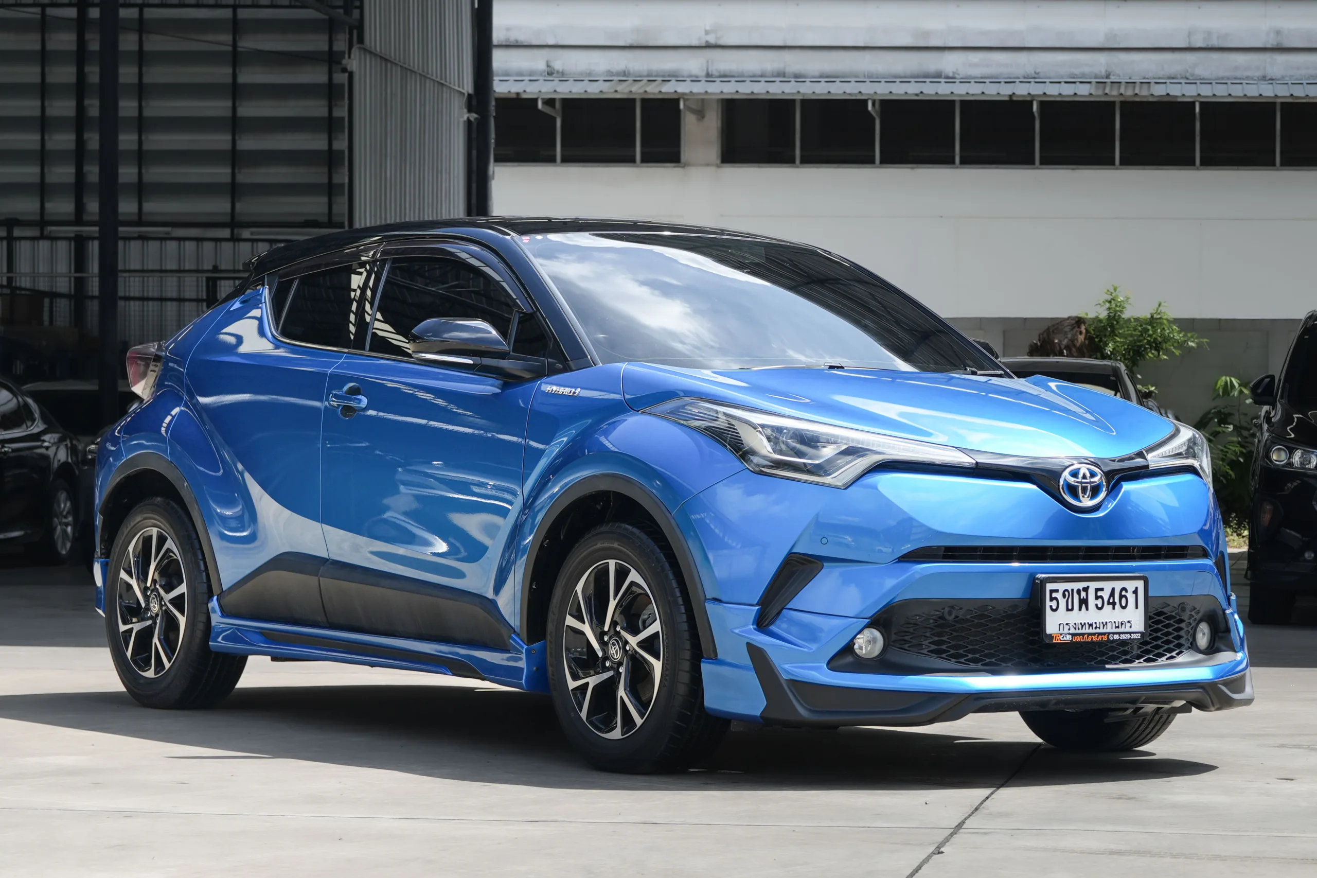 2020 Toyota C-HR 1.8 (ปี 17-23) HV Mid SUV #5ขฬ-5461 - Image 2