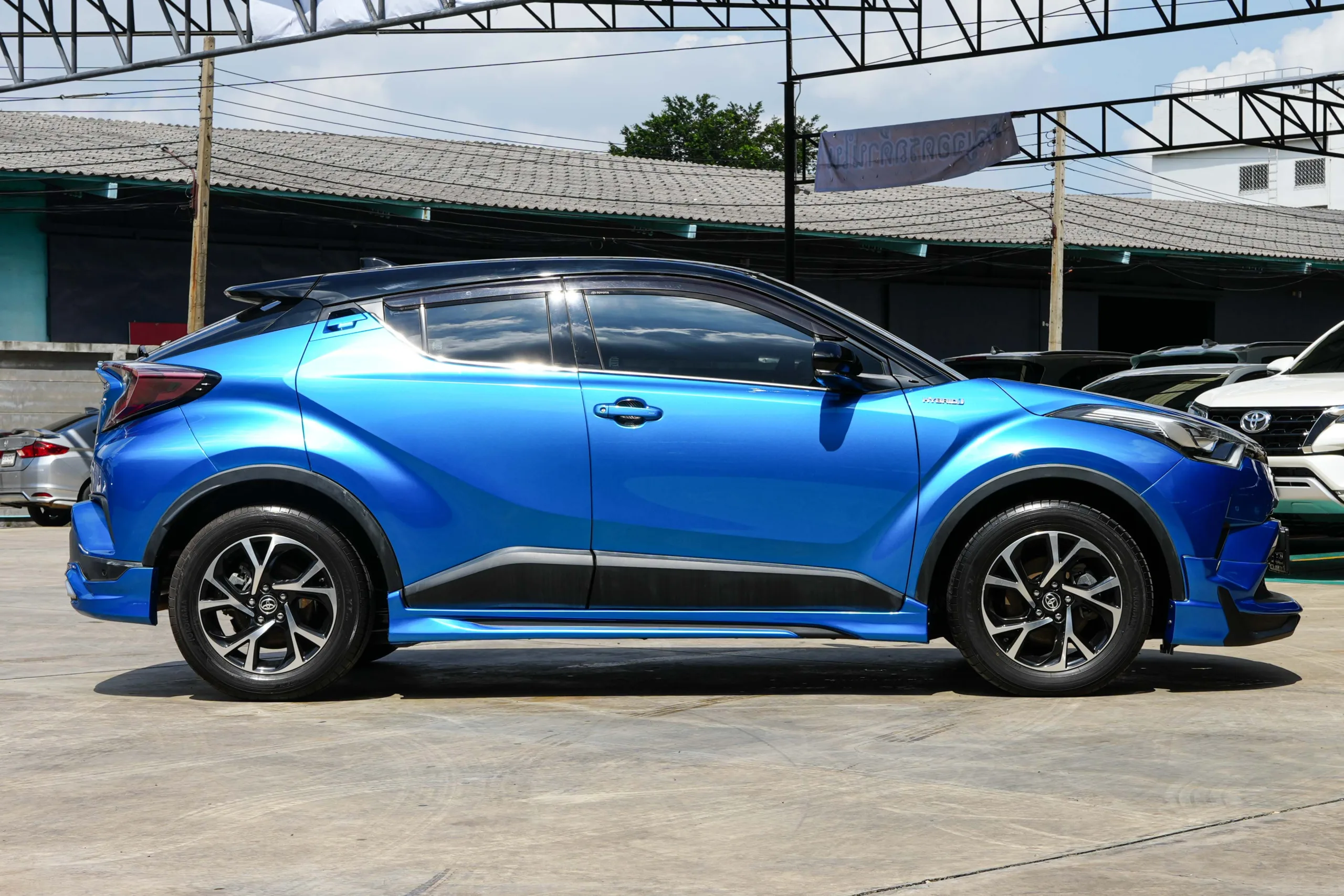 2020 Toyota C-HR 1.8 (ปี 17-23) HV Mid SUV #5ขฬ-5461 - Image 9