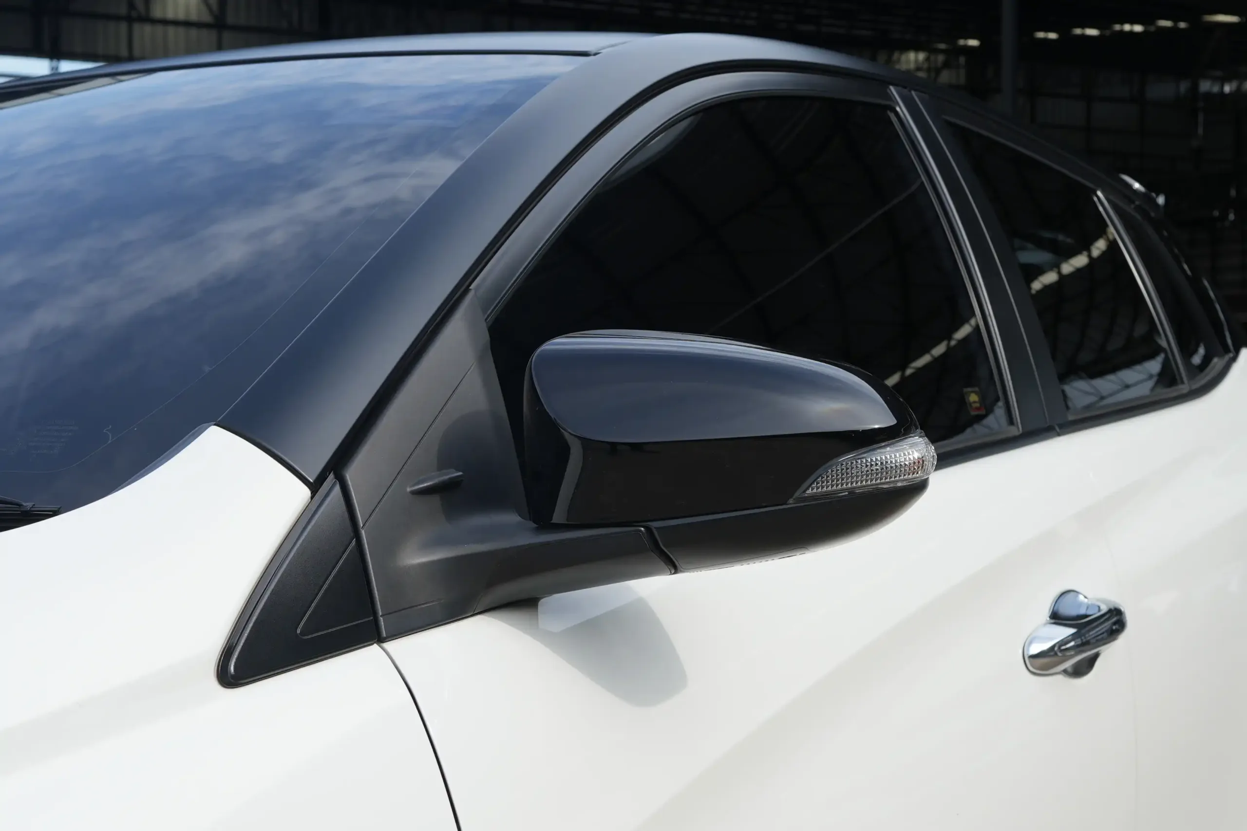 2020 Toyota YARIS 1.2 (ปี 17-25) High Cross Hatchback #9กร-3809 - Image 6