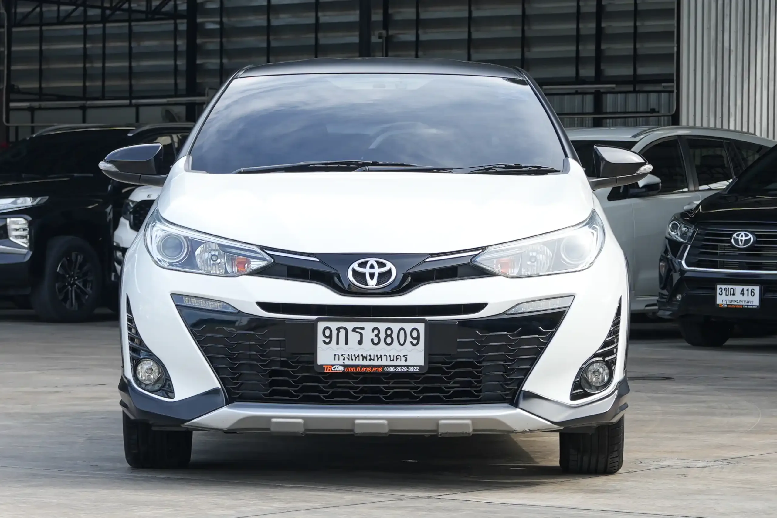 2020 Toyota YARIS 1.2 (ปี 17-25) High Cross Hatchback #9กร-3809 - Image 3