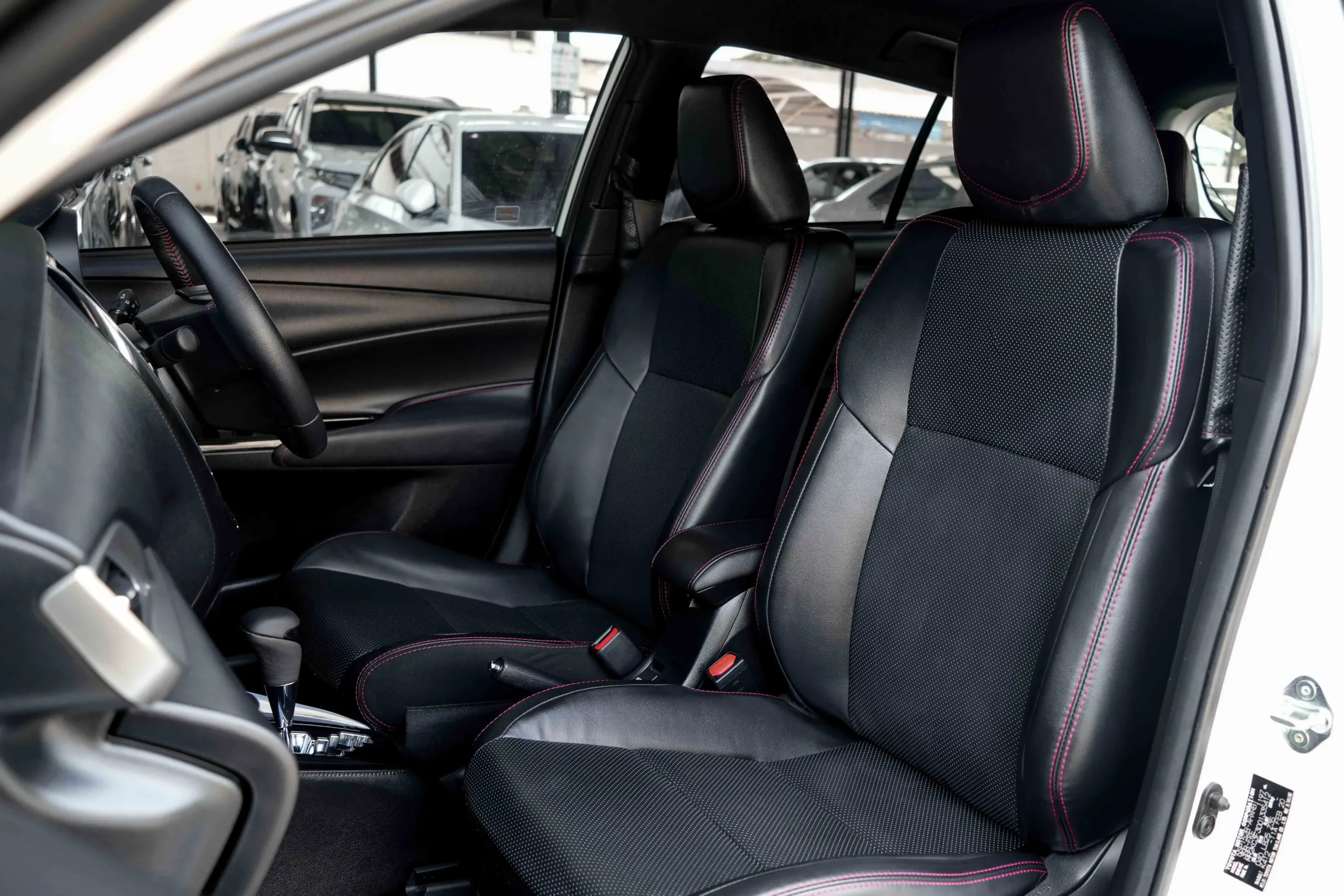 2020 Toyota YARIS 1.2 (ปี 17-25) High Cross Hatchback #9กร-3809 - Image 17