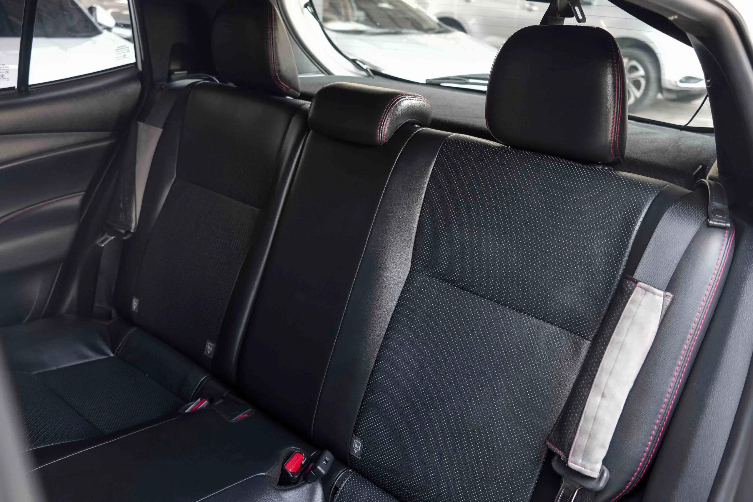 2020 Toyota YARIS 1.2 (ปี 17-25) High Cross Hatchback #9กร-3809 - Image 18