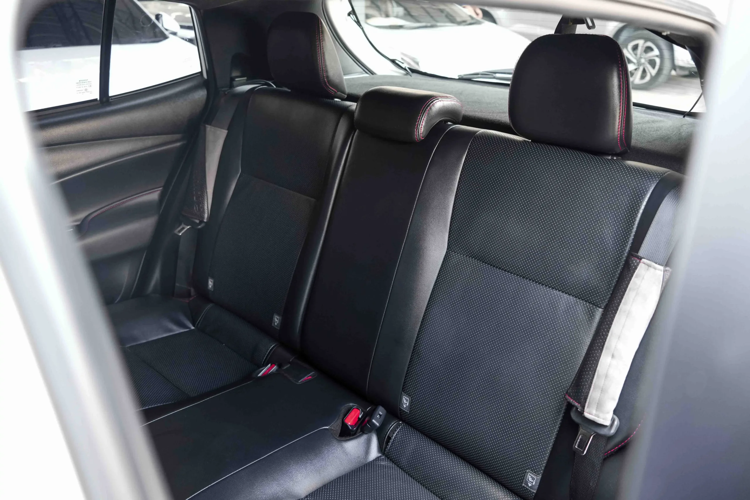 2020 Toyota YARIS 1.2 (ปี 17-25) High Cross Hatchback #9กร-3809 - Image 34