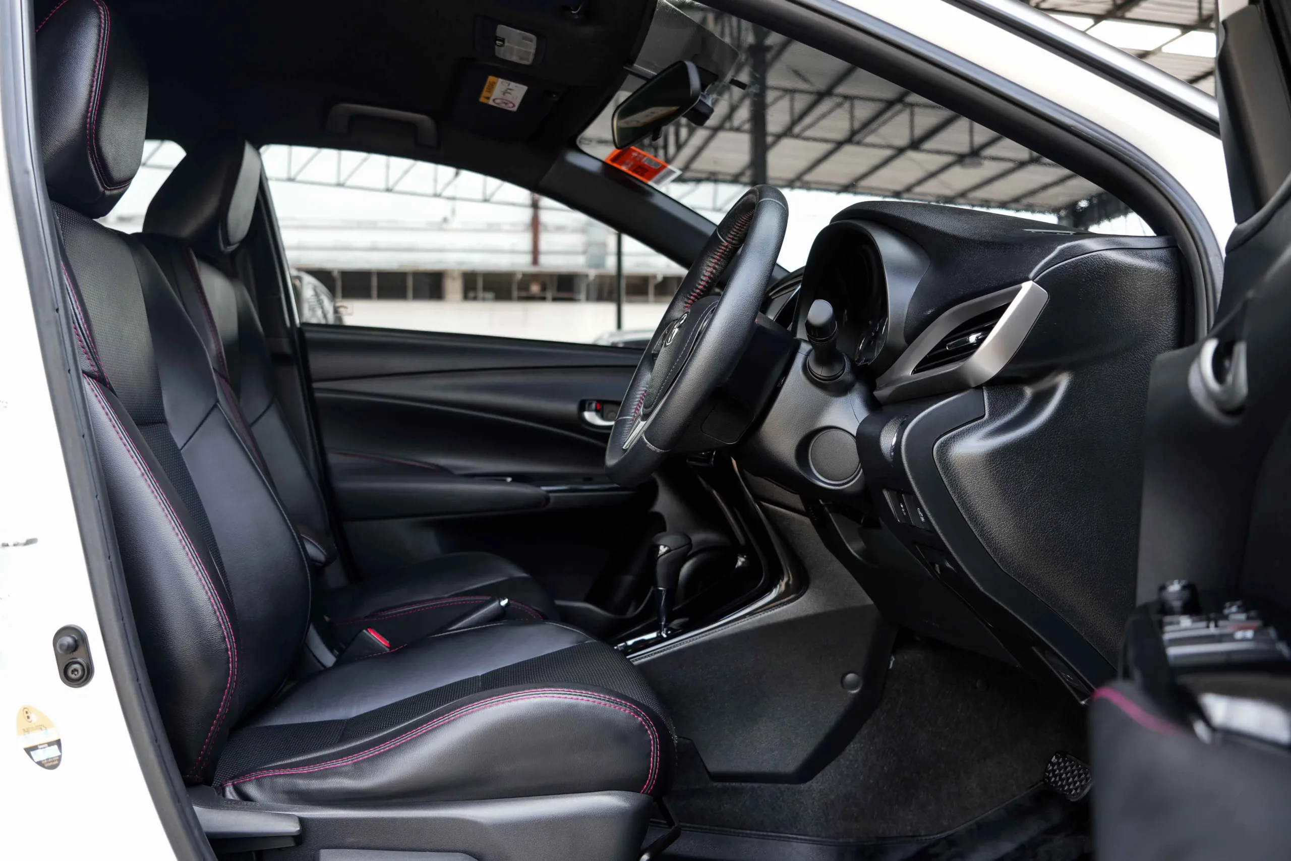 2020 Toyota YARIS 1.2 (ปี 17-25) High Cross Hatchback #9กร-3809 - Image 31