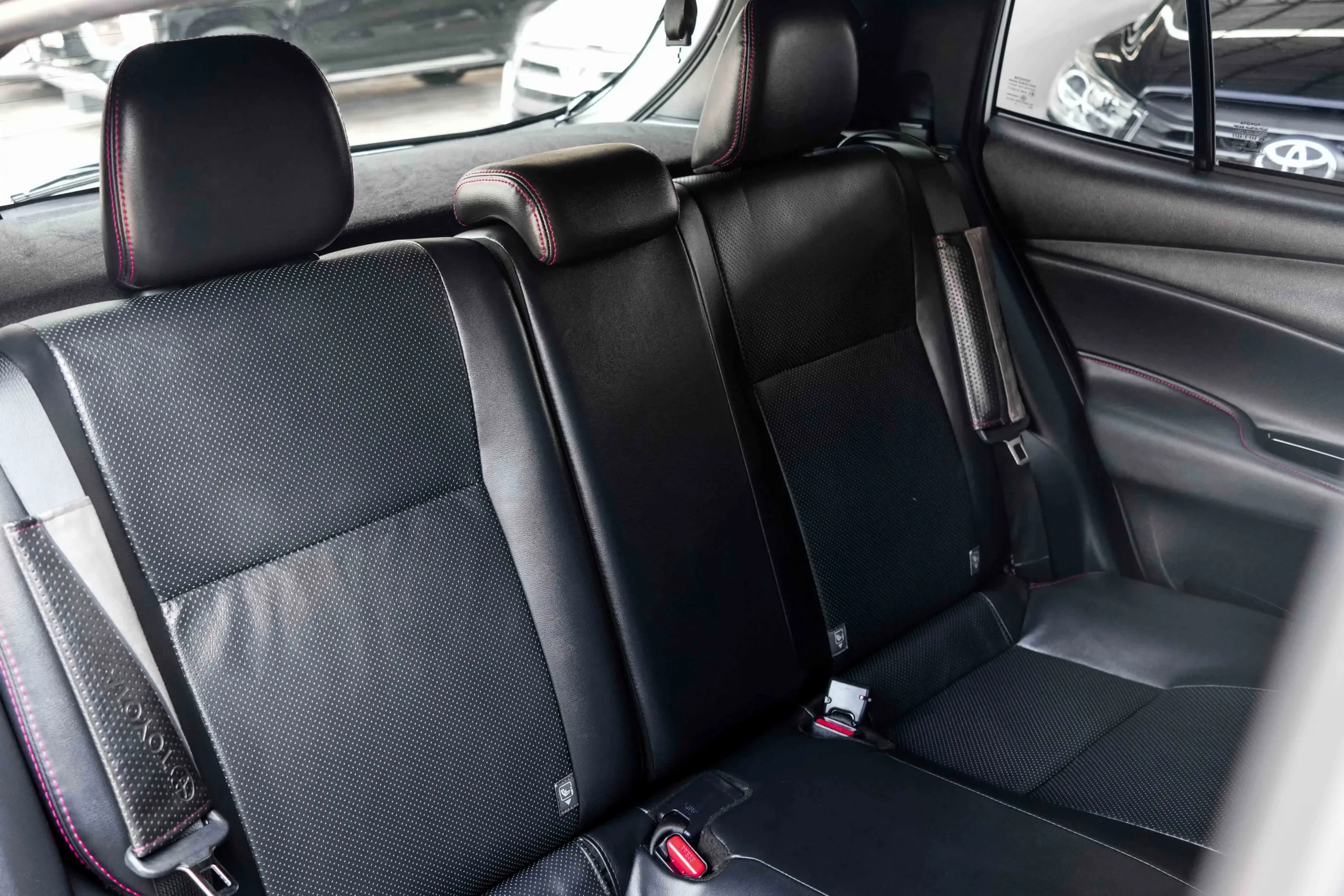 2020 Toyota YARIS 1.2 (ปี 17-25) High Cross Hatchback #9กร-3809 - Image 25