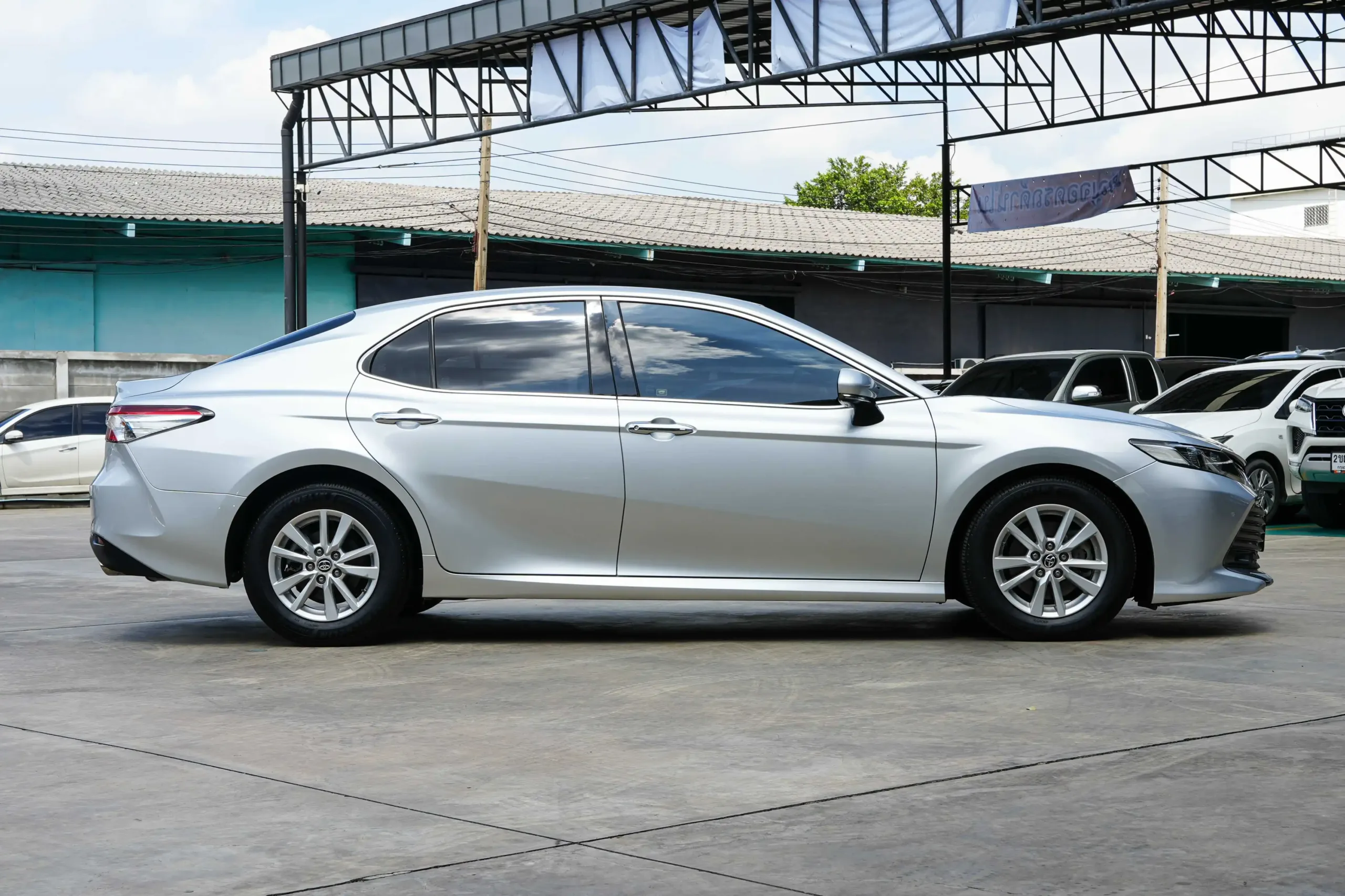 2021 Toyota CAMRY 2.0 (ปี 18-24) G Sedan #2ขฌ-8647 - Image 9