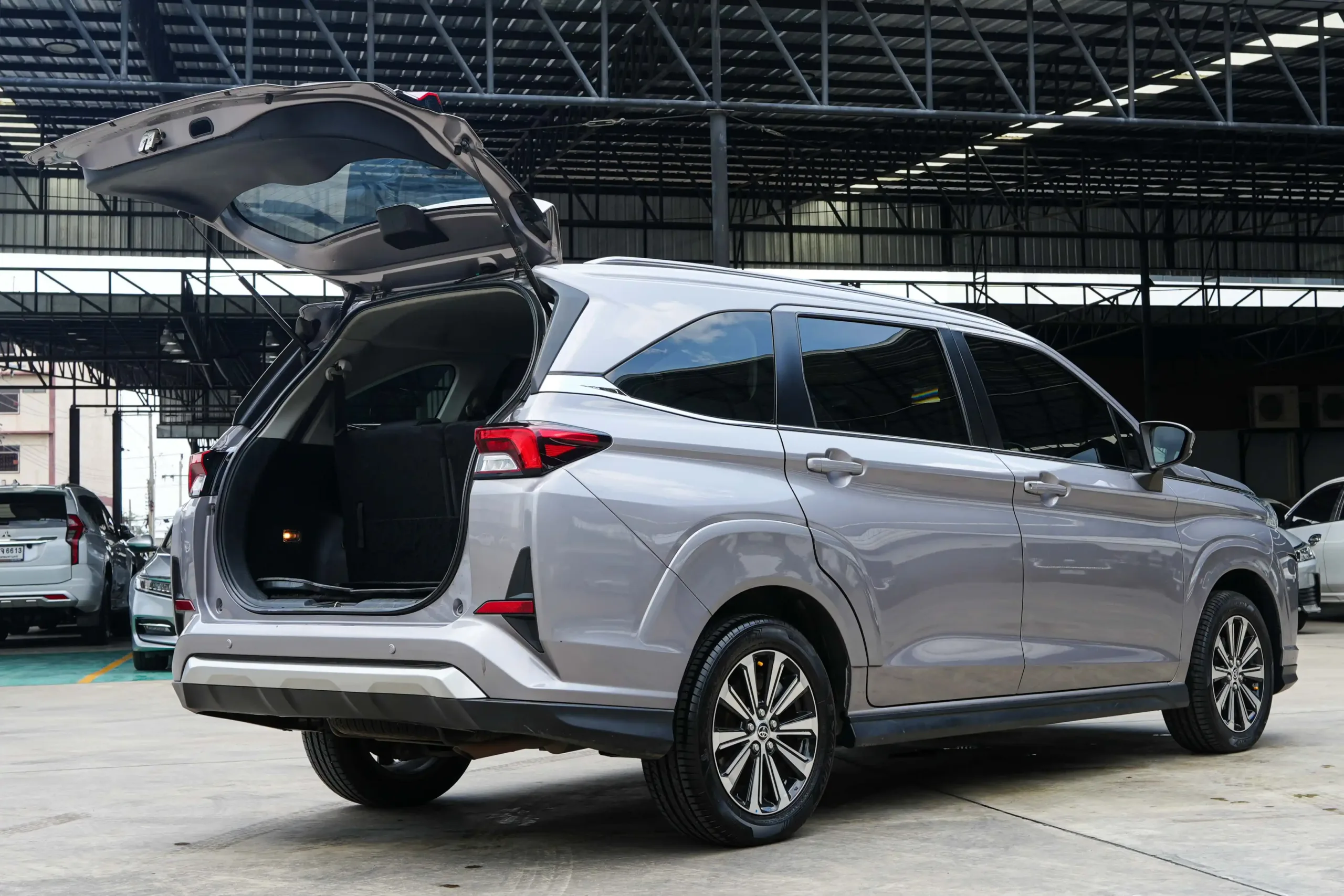 2023 Toyota Veloz 1.5 (ปี 22-30) Smart Wagon #4ขอ-2960 - Image 10