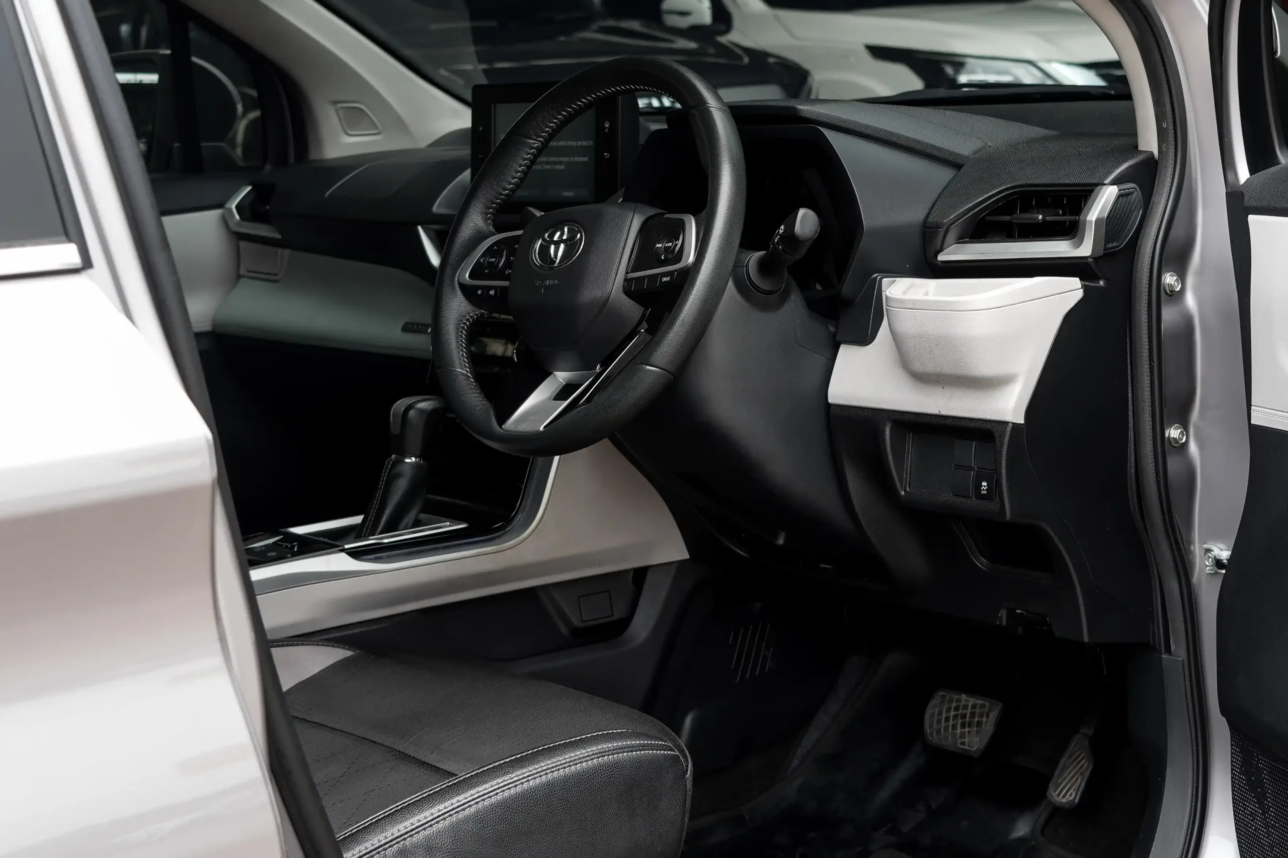 2023 Toyota Veloz 1.5 (ปี 22-30) Smart Wagon #4ขอ-2960 - Image 18