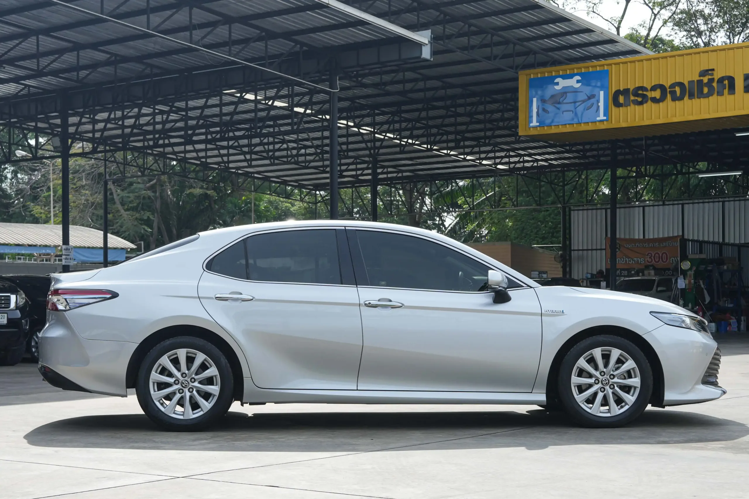2021 Toyota CAMRY 2.5 (ปี 18-24) Hybrid Sedan #2ขช-3294 - Image 9