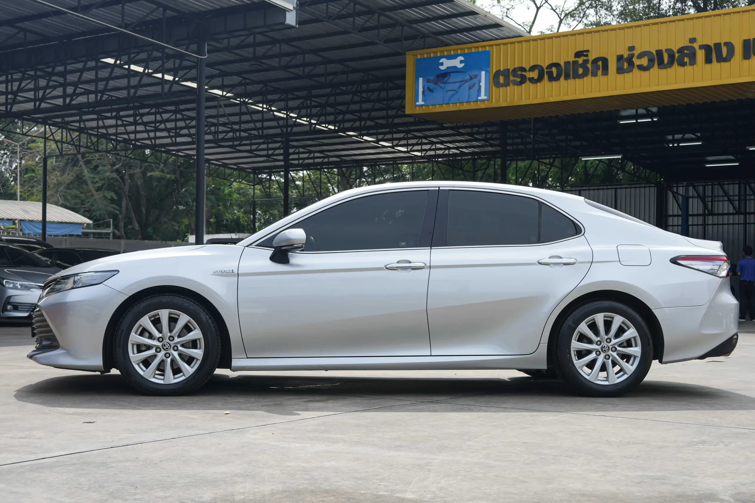 2021 Toyota CAMRY 2.5 (ปี 18-24) Hybrid Sedan #2ขช-3294 - Image 8
