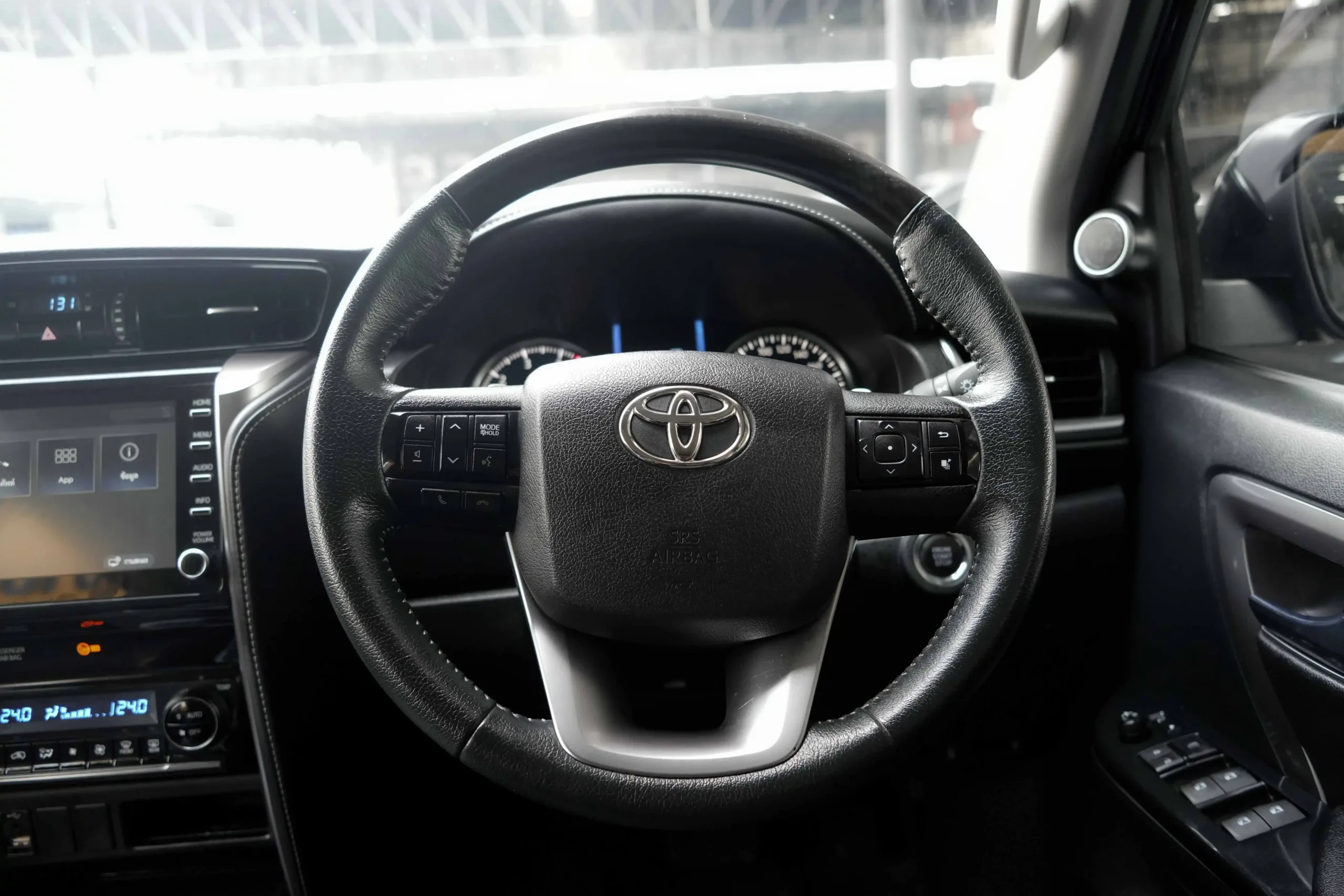 2022 Toyota FORTUNER 2.4 (ปี 15-25) Leader G SUV #3ขด-1267 - Image 14