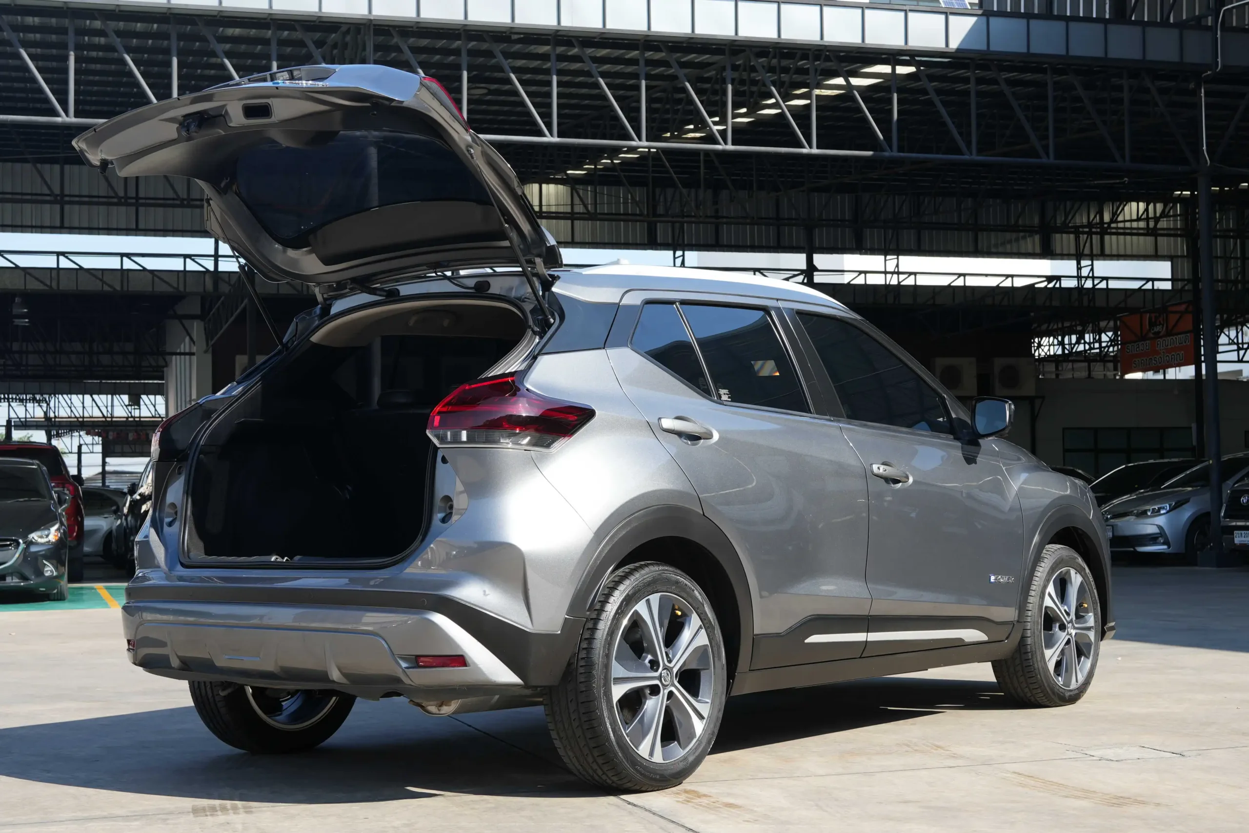 2023 Nissan Kicks 1.2 (ปี 20-26) V SUV #4ขร-8147 - Image 12