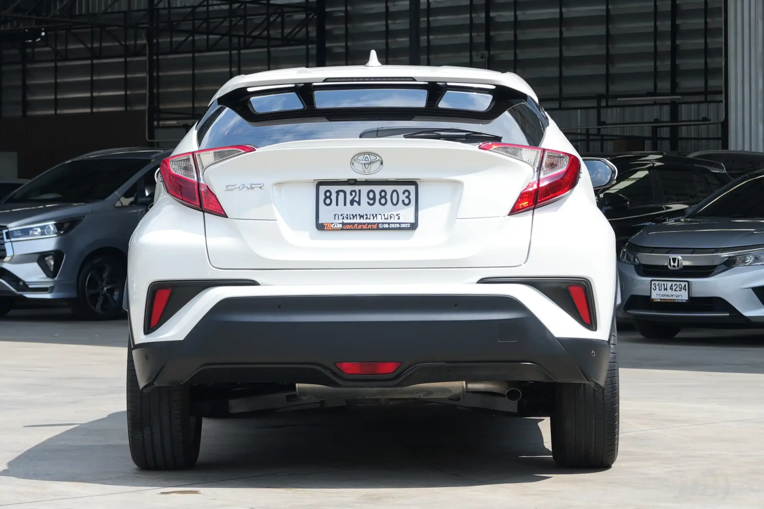 2018 Toyota C-HR 1.8 (ปี 17-23) Mid SUV #8กฆ-9803 - Image 5