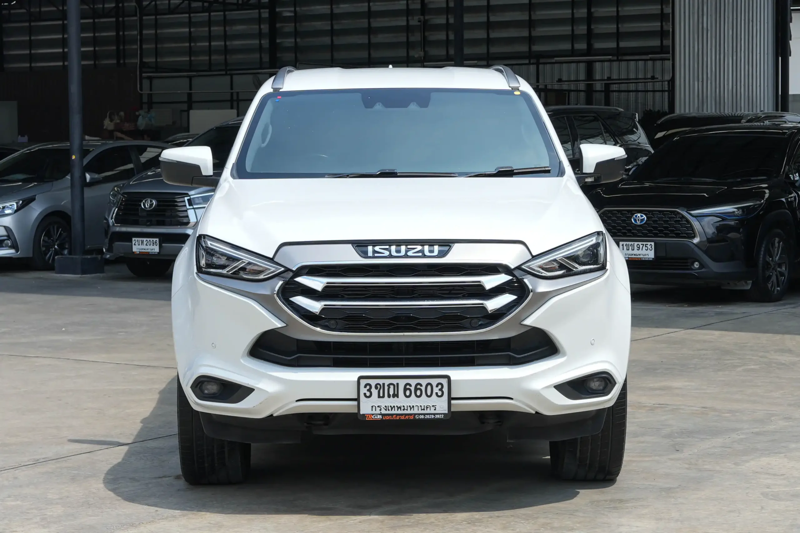 2022 Isuzu MU-X 3.0 (ปี 20-26) Ultimate SUV #3ขฌ-6603 - Image 4