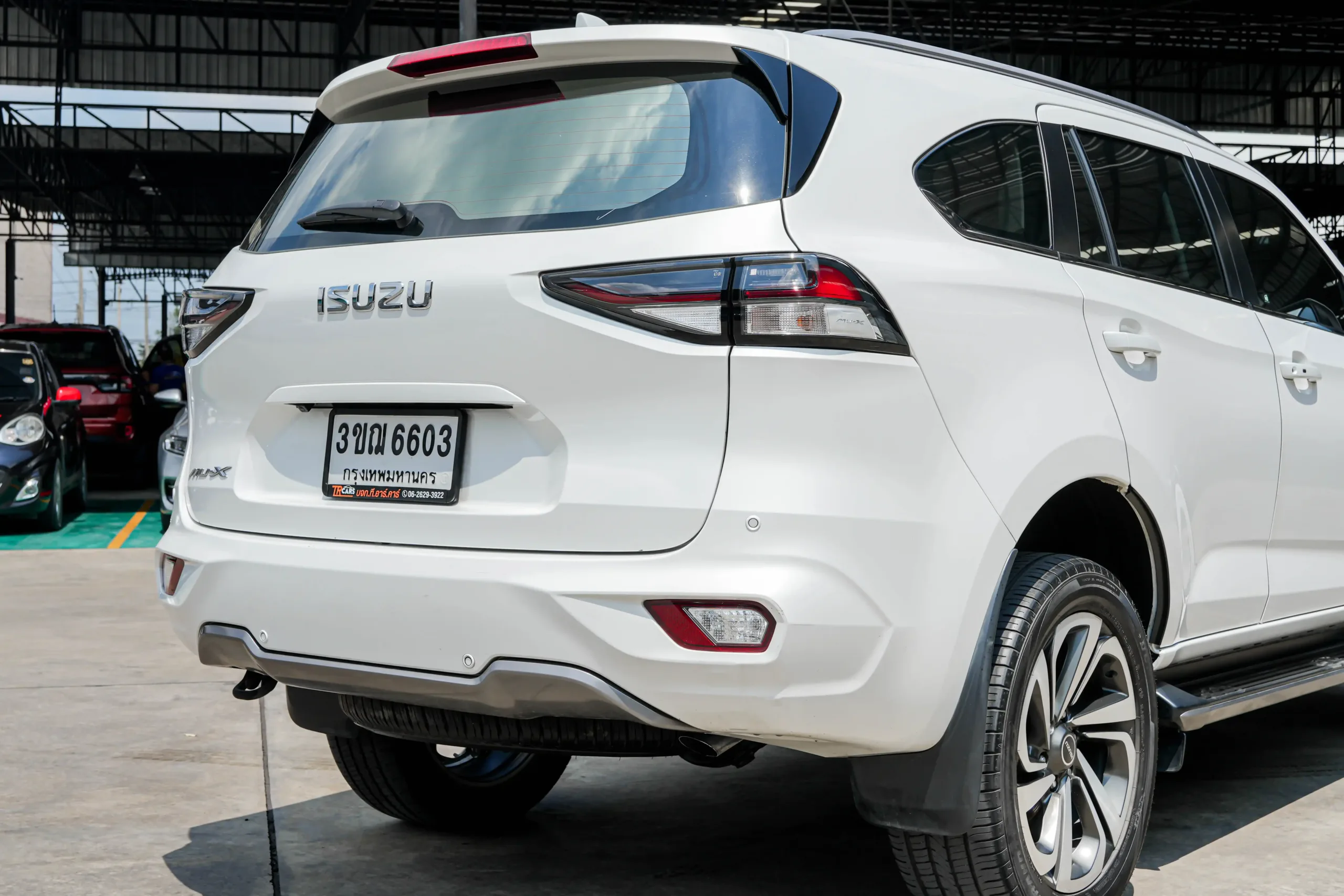 2022 Isuzu MU-X 3.0 (ปี 20-26) Ultimate SUV #3ขฌ-6603 - Image 7