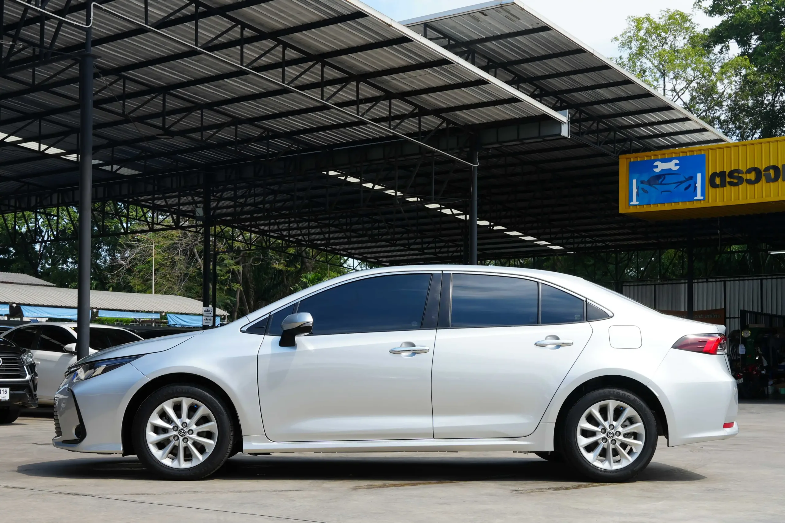 2022 Toyota Corolla Altis 1.6 (ปี 19-25) G Sedan #2ขอ-1042 - Image 8