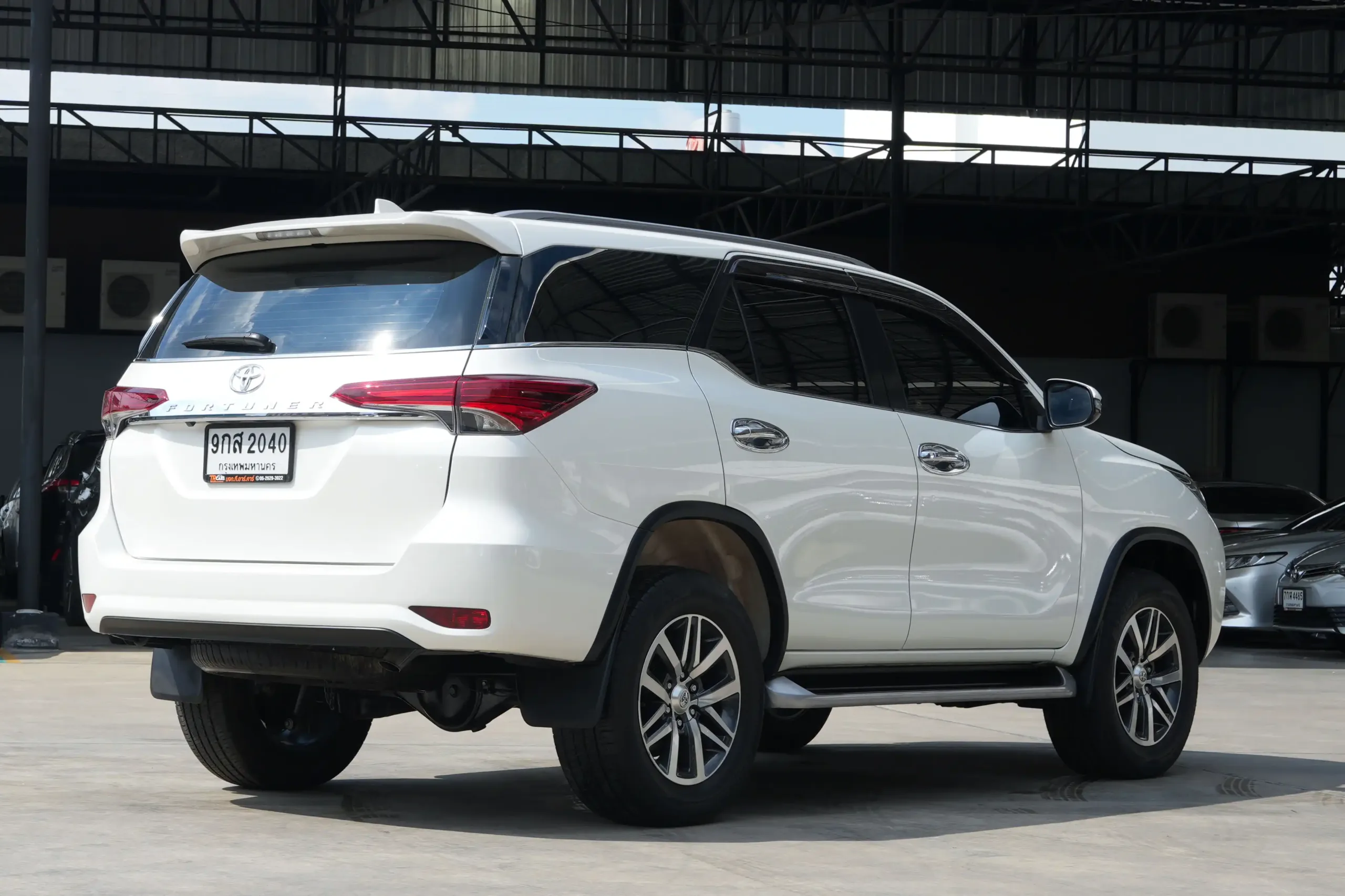 2020 Toyota FORTUNER 2.4 (ปี 15-25) V SUV #9กส-2040 - Image 7