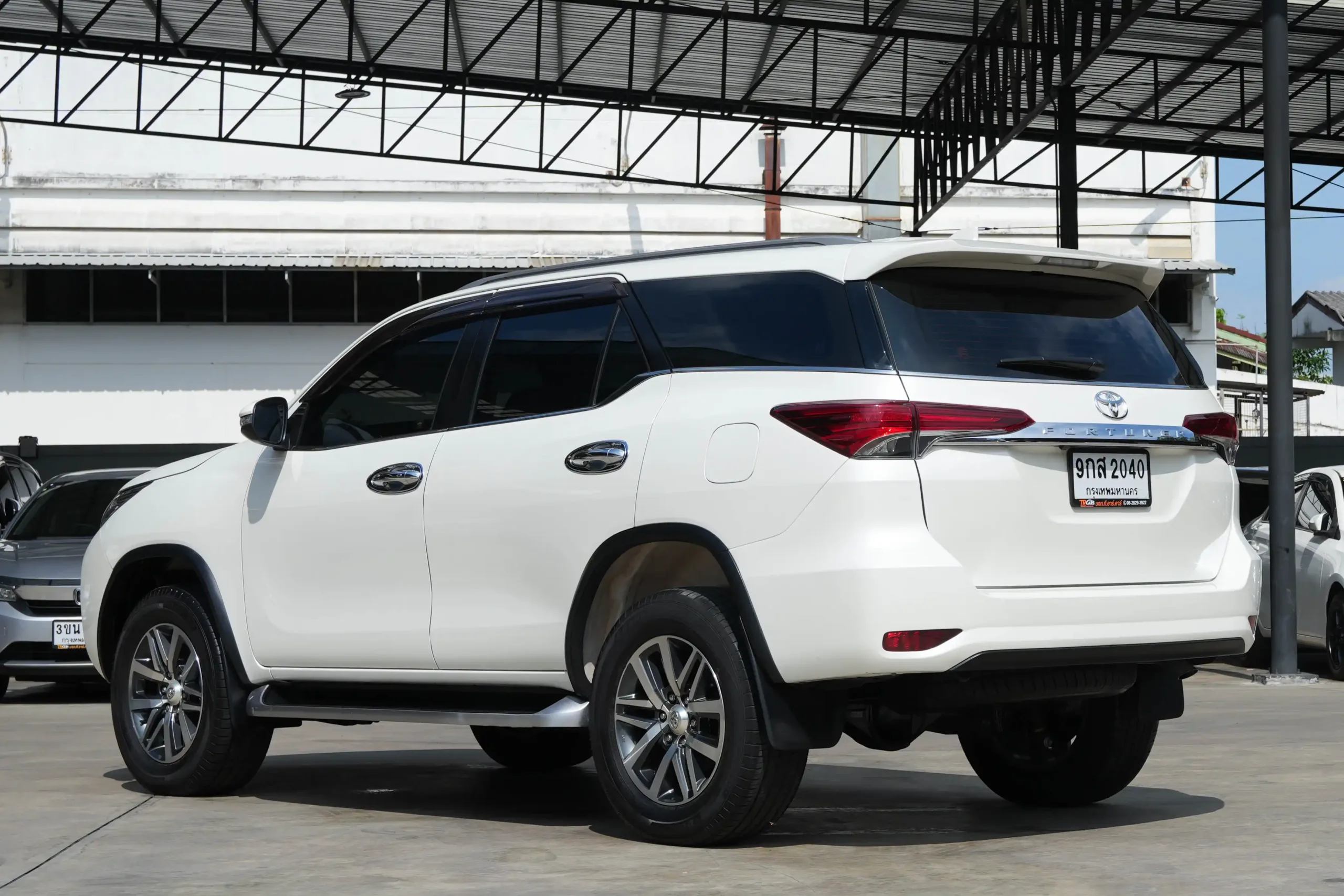 2020 Toyota FORTUNER 2.4 (ปี 15-25) V SUV #9กส-2040 - Image 6