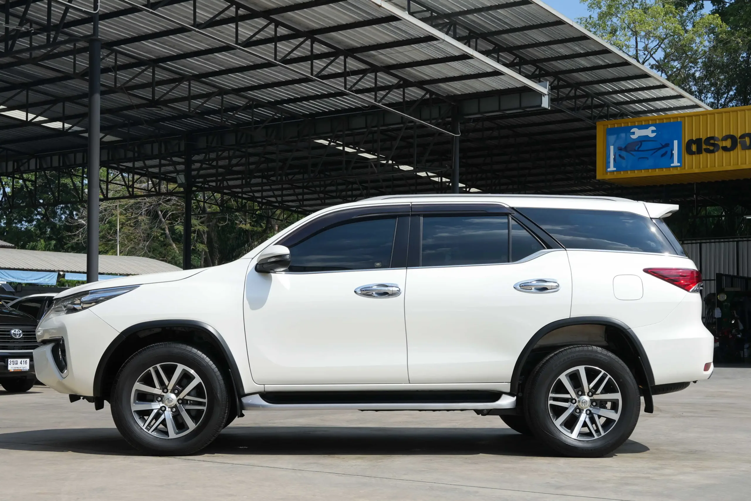 2020 Toyota FORTUNER 2.4 (ปี 15-25) V SUV #9กส-2040 - Image 8