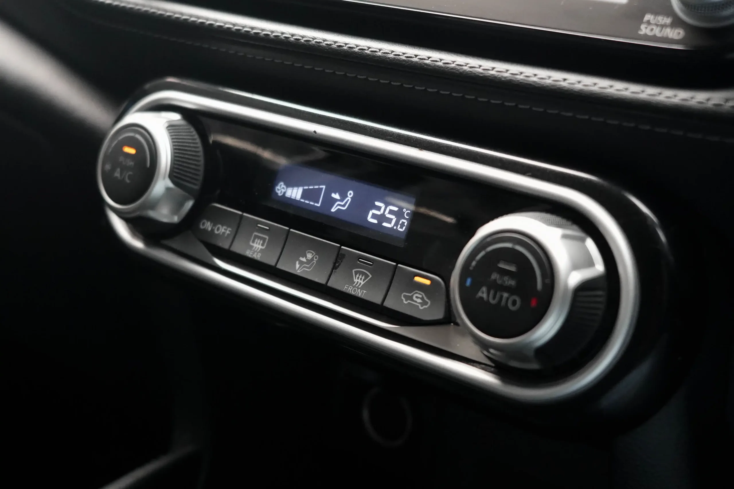 2022 Nissan Kicks 1.2 (ปี 20-26) VL SUV #4ขข-277 - Image 13
